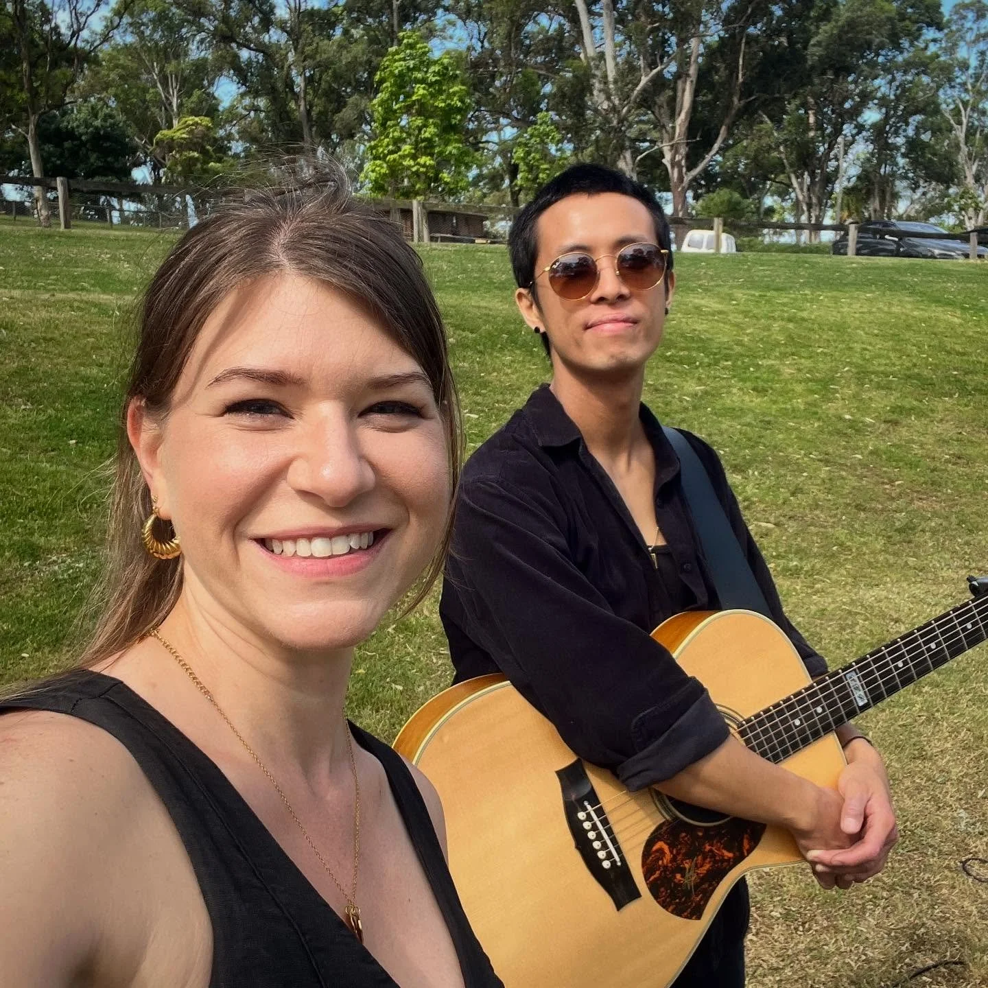 🚨Public Gig Alert!!!🚨 Thrilled to be back at @stmarysleagues tomorrow 2nd Nov between 2-5pm. Come along for some pizza, drinks and tunes 🎶
.
. 
#littlenotesduo #acousticduo #livemusic #sydneyduo