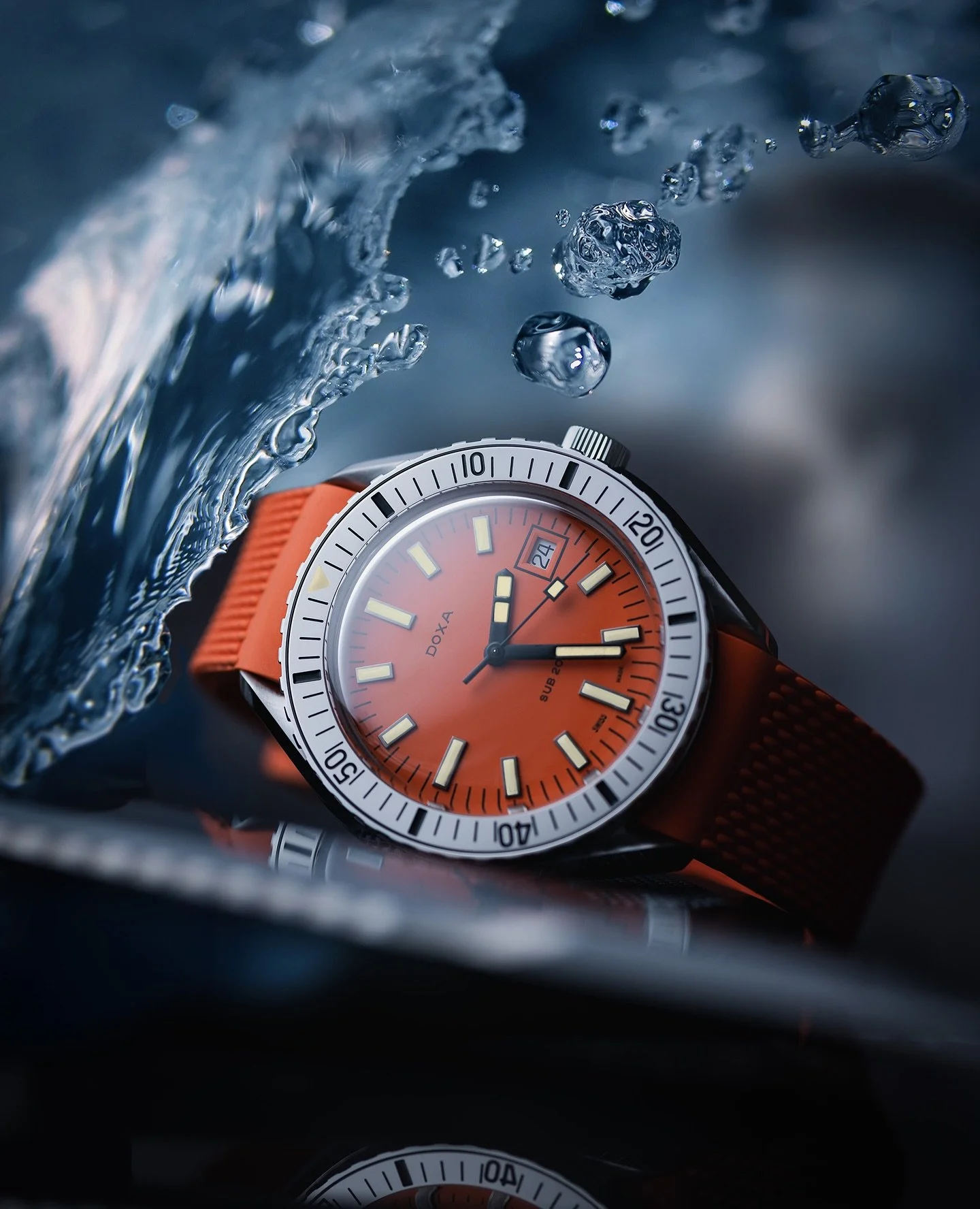 The iconic @doxawatchesofficial SUB 200 returns with a new polished stainless steel bezel! A perfect fusion of heritage and contemporary style.

#doxa #doxawatches #yourcalltoadventure #swiss #swissmade #swisswatches #swisswatch #luxurywatches #divin