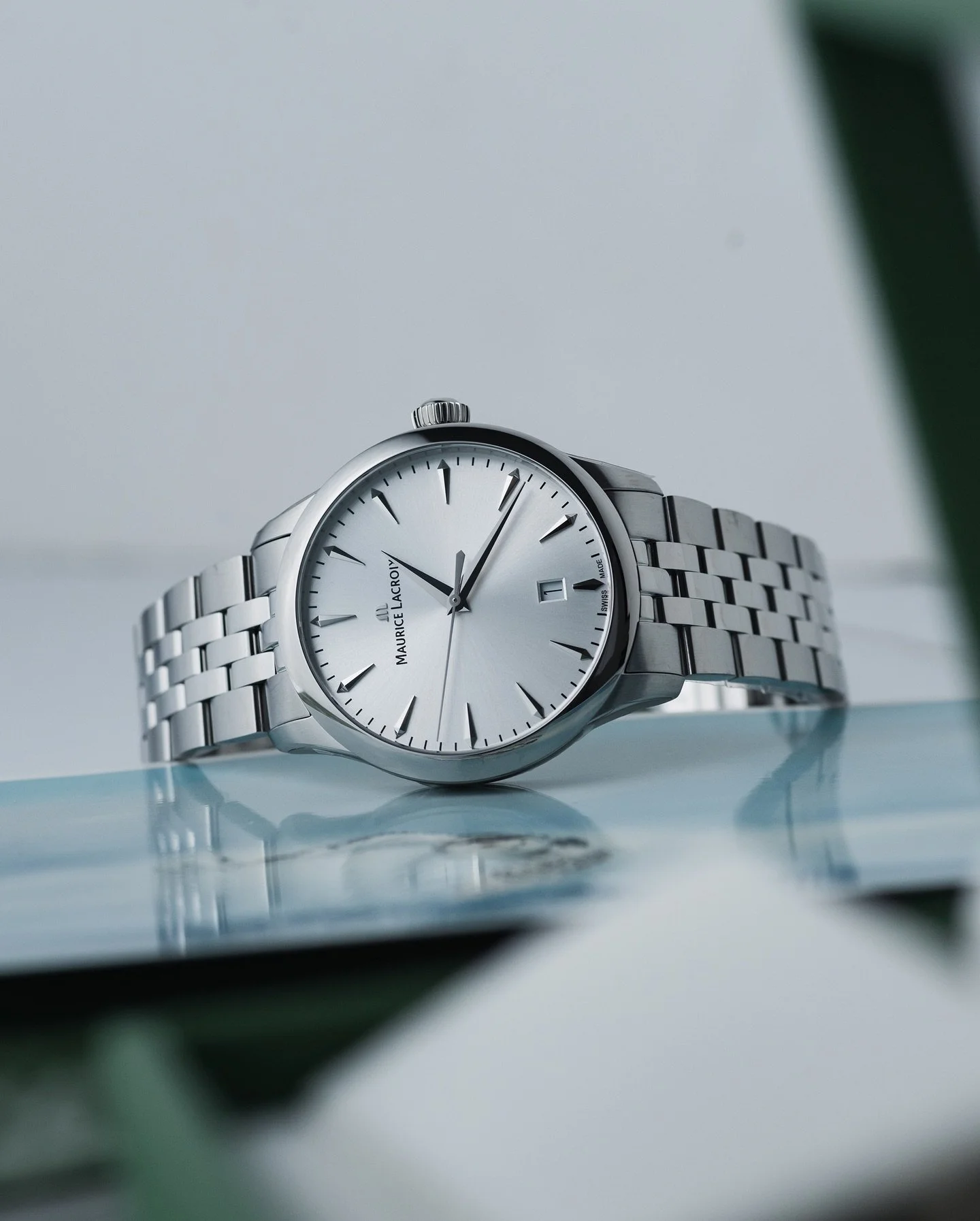 The 1975 by @mauricelacroix, a watch that combines luxury and minimalism for people who value precision and exquisite craftsmanship in every detail.

#mauricelacroix #yourtimeisnow #ML50Years #LegacyInMotion #ml1975