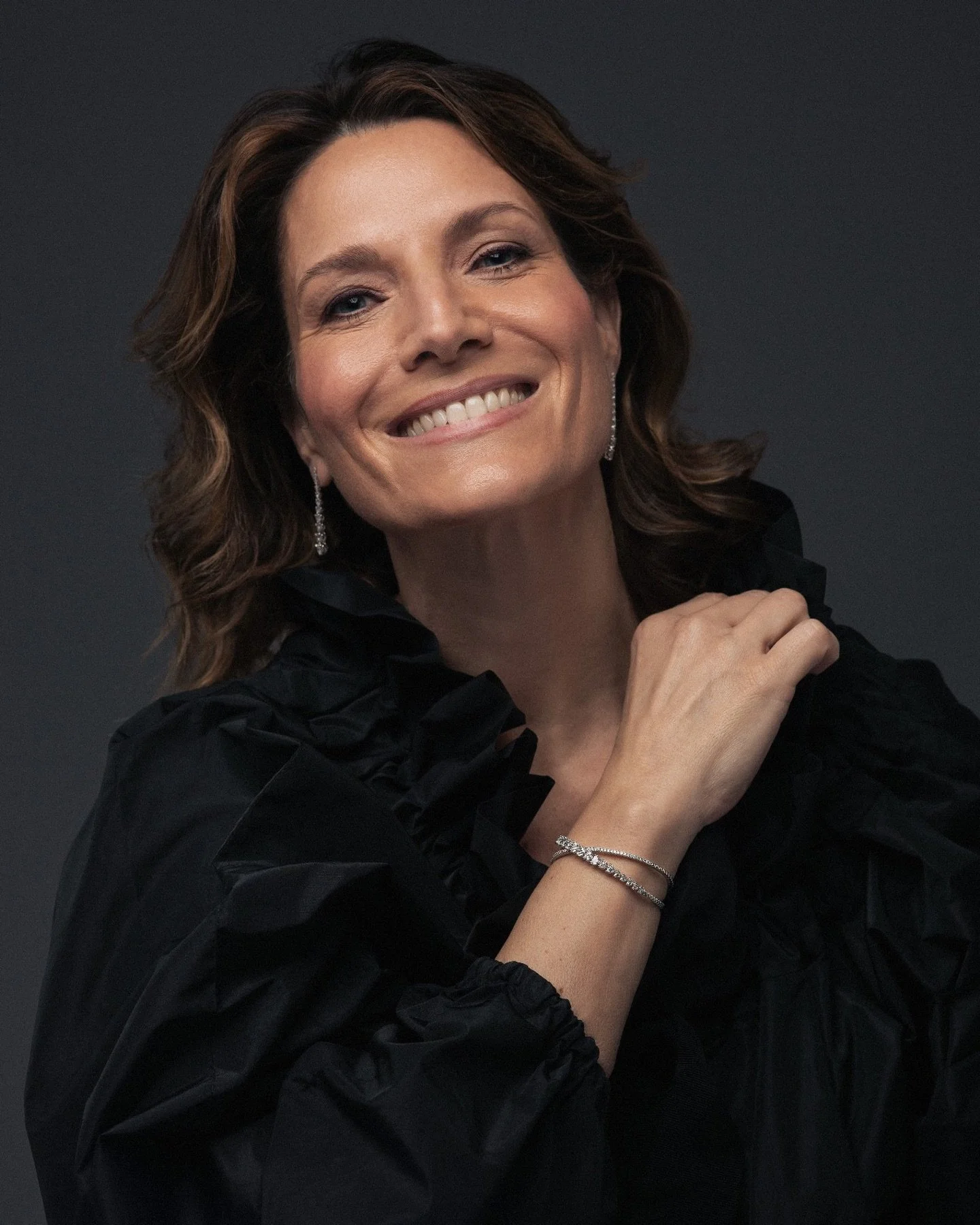 As we close 2025, I wish to thank everyone who contributed to this journey. For this occasion, I am wearing Recarlo jewellery with heart-shaped diamonds, chosen as a symbol of gratitude and meaningful connections. Best wishes for 2026.

#Recarlo #Tim