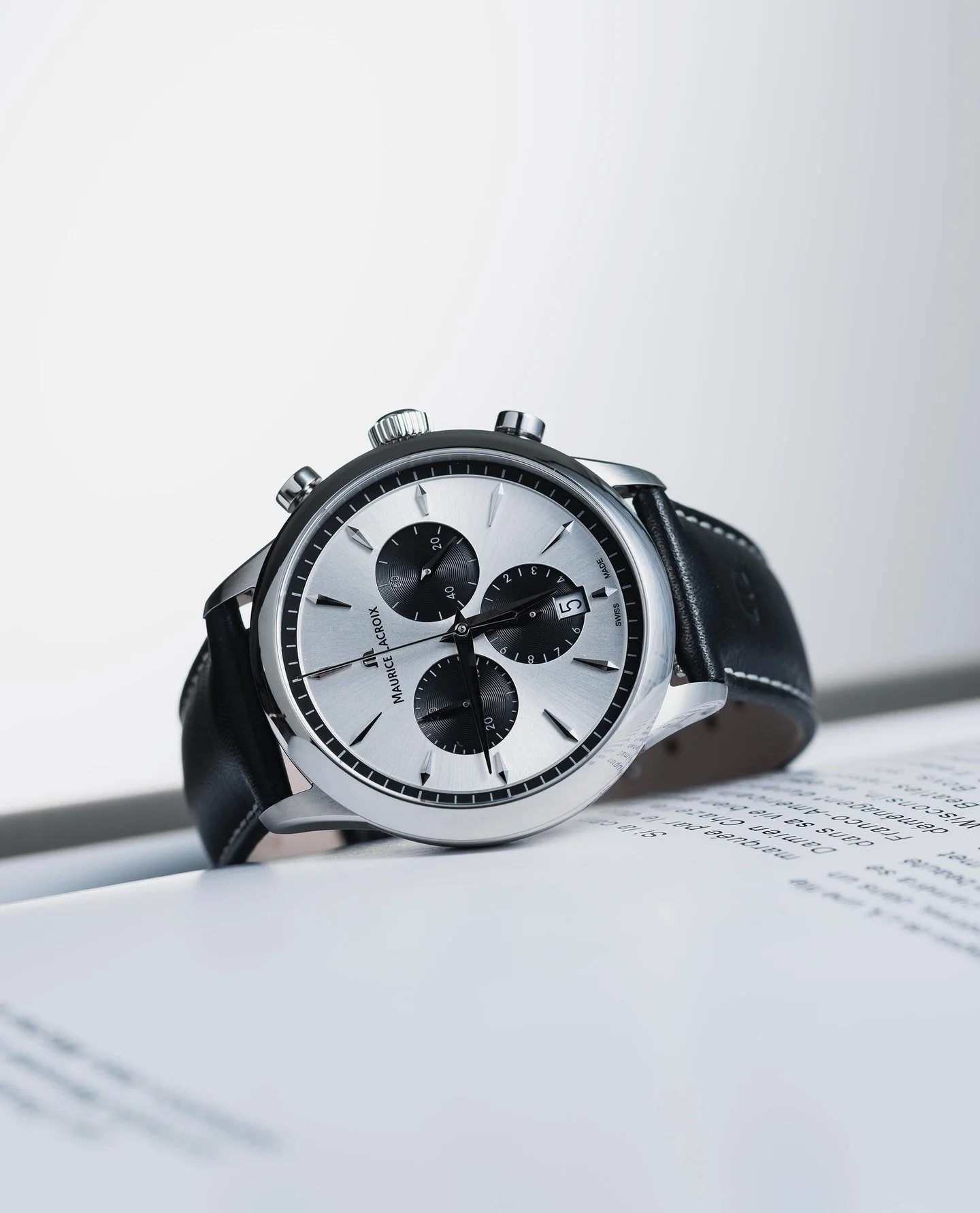 The @mauricelacroix 1975 Chronograph is a tribute to timeless design, pairing vintage inspiration with modern precision!

#mauricelacroix #yourtimeisnow #1975chronograph #pulseotthecity #thebluecompanylondon