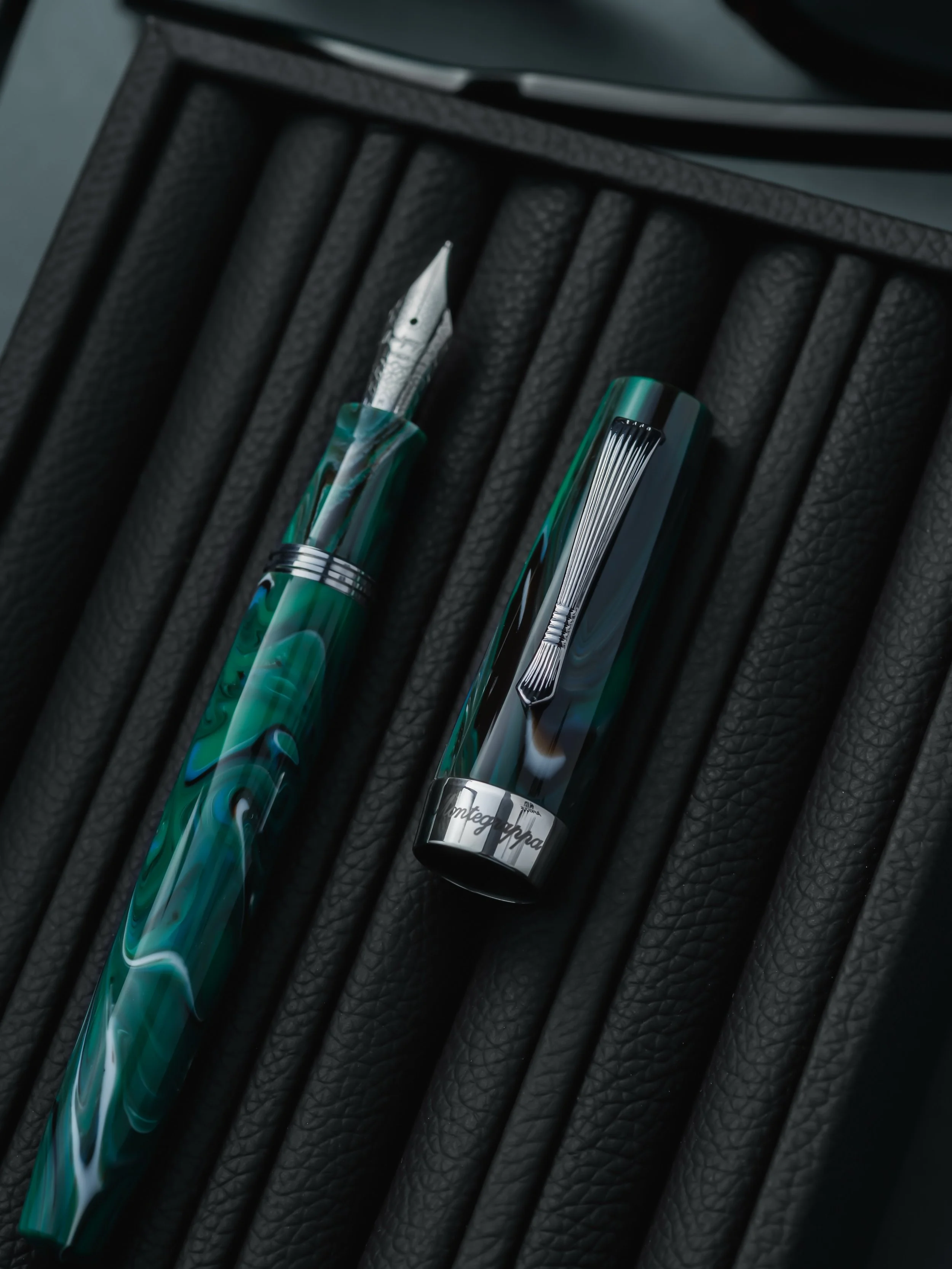 The Elmo fountain pen from @montegrappaitalia is known as &ldquo;the pen for the people,&rdquo; a tribute to Heinrich &ldquo;Elmo&rdquo; Helm, the technical director of Italy&rsquo;s first fountain pen factory.

#Montegrappa #MontegrappaMoments
#Luxu