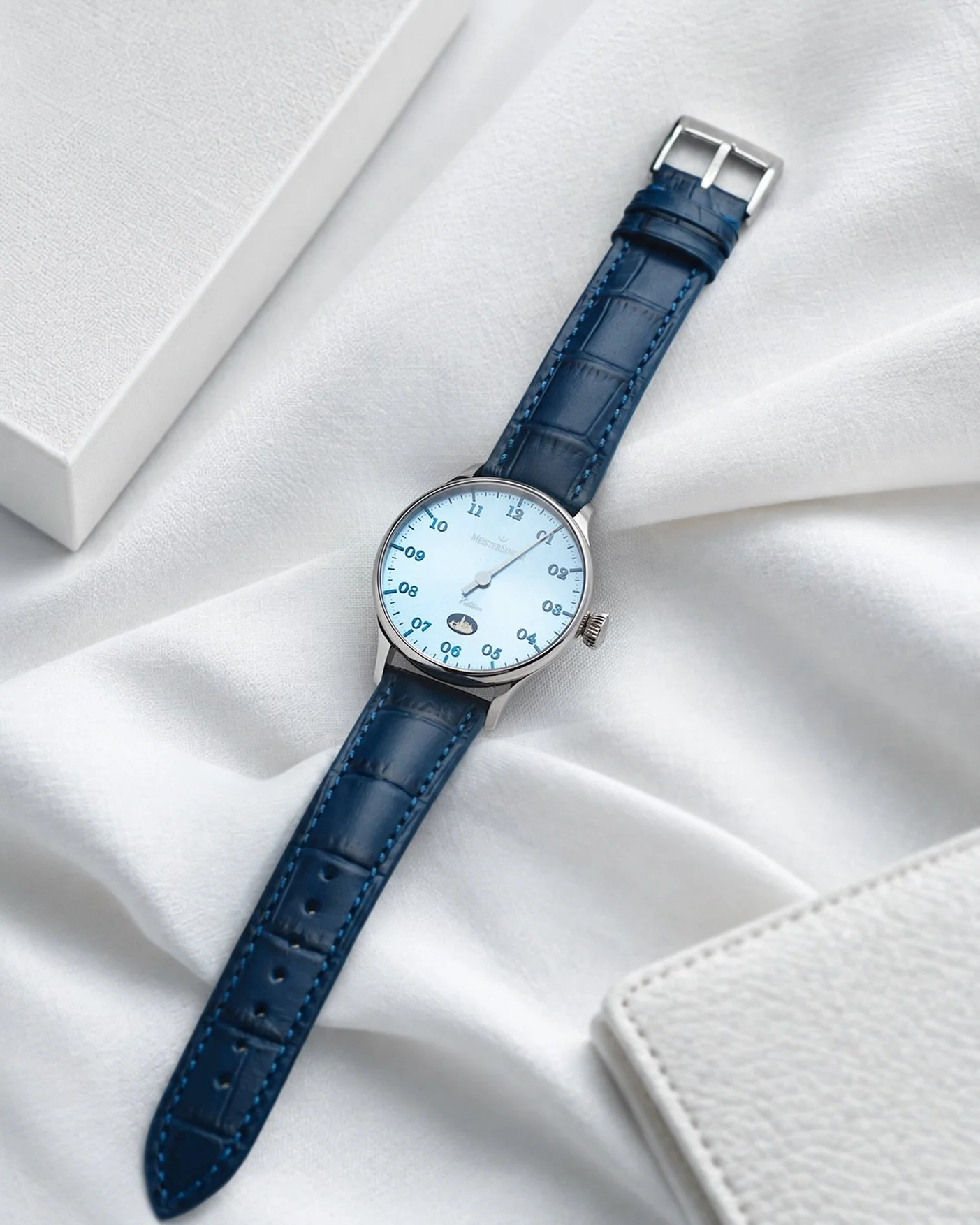 A tribute to London, captured on the wrist. The @meistersinger_watches City Edition 2026 draws inspiration from the distinctive character of the City of London, transforming its iconic skyline into a timepiece rich with character and story.

#Meister