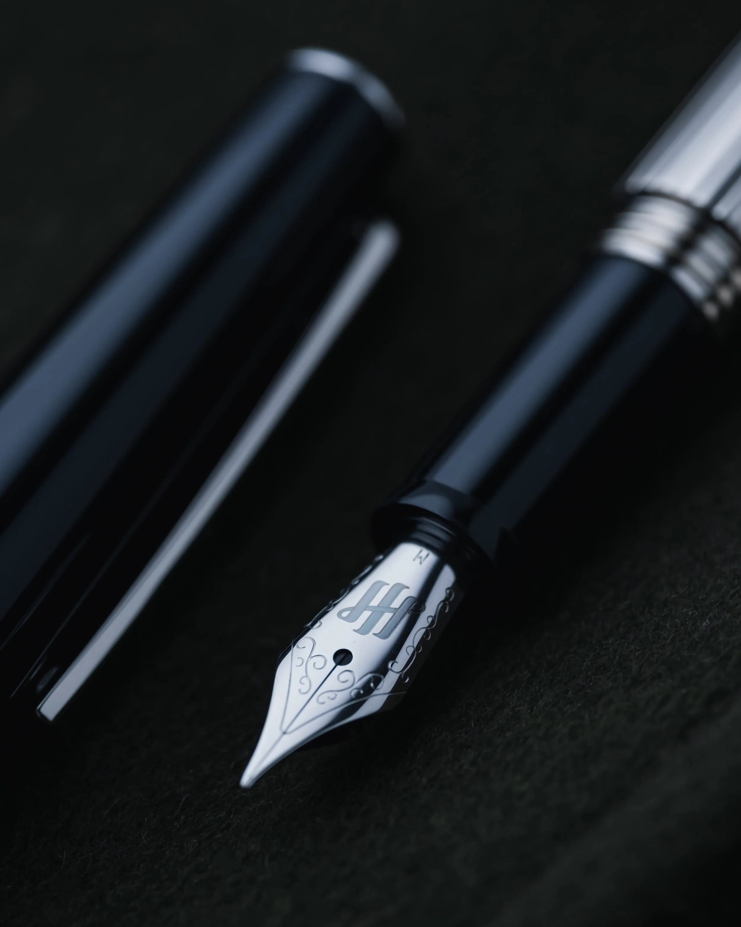 The @montegrappaitalia Armonia writing instrument is a legacy of craftsmanship and allows for writing with effortless elegance, tailored to your style, with the brands selection of nib grades

#Montegrappa #FountainPen #FineWriting #ItalianCraftsmans