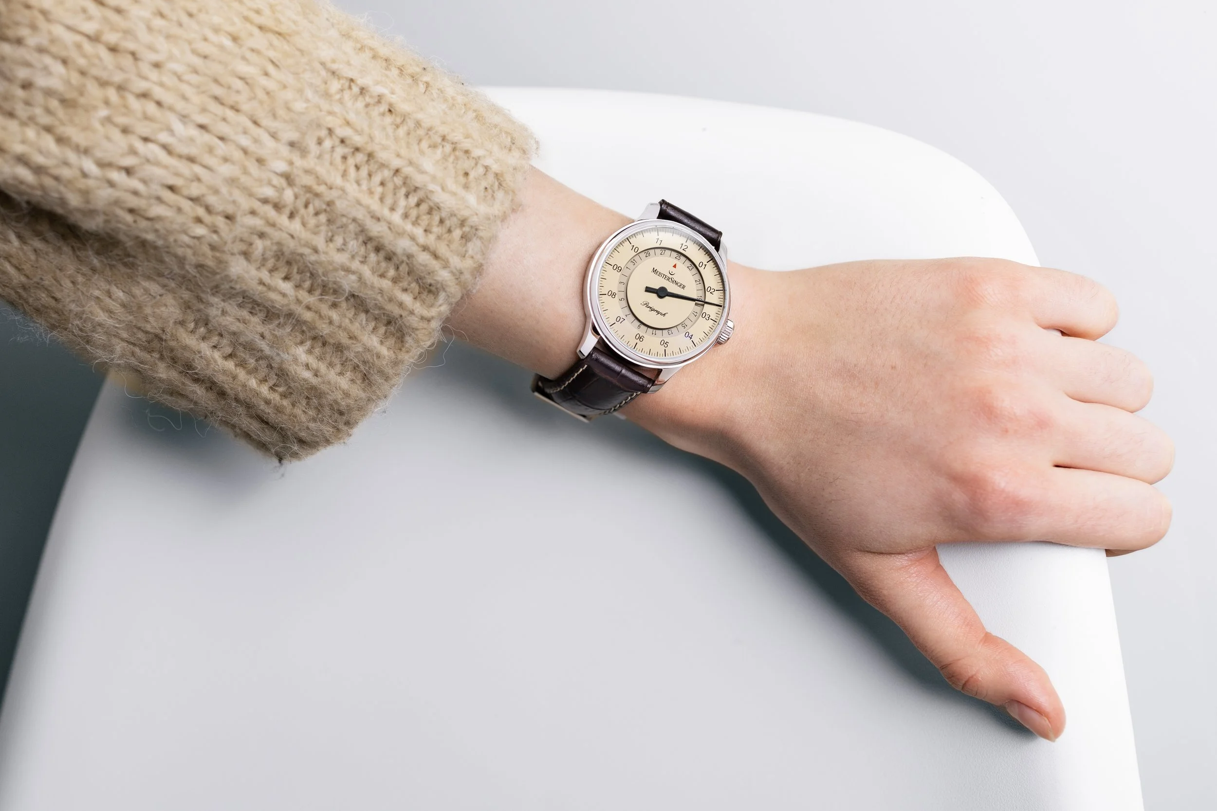 MeisterSinger Perigraph 38mm_Wristshot.jpg