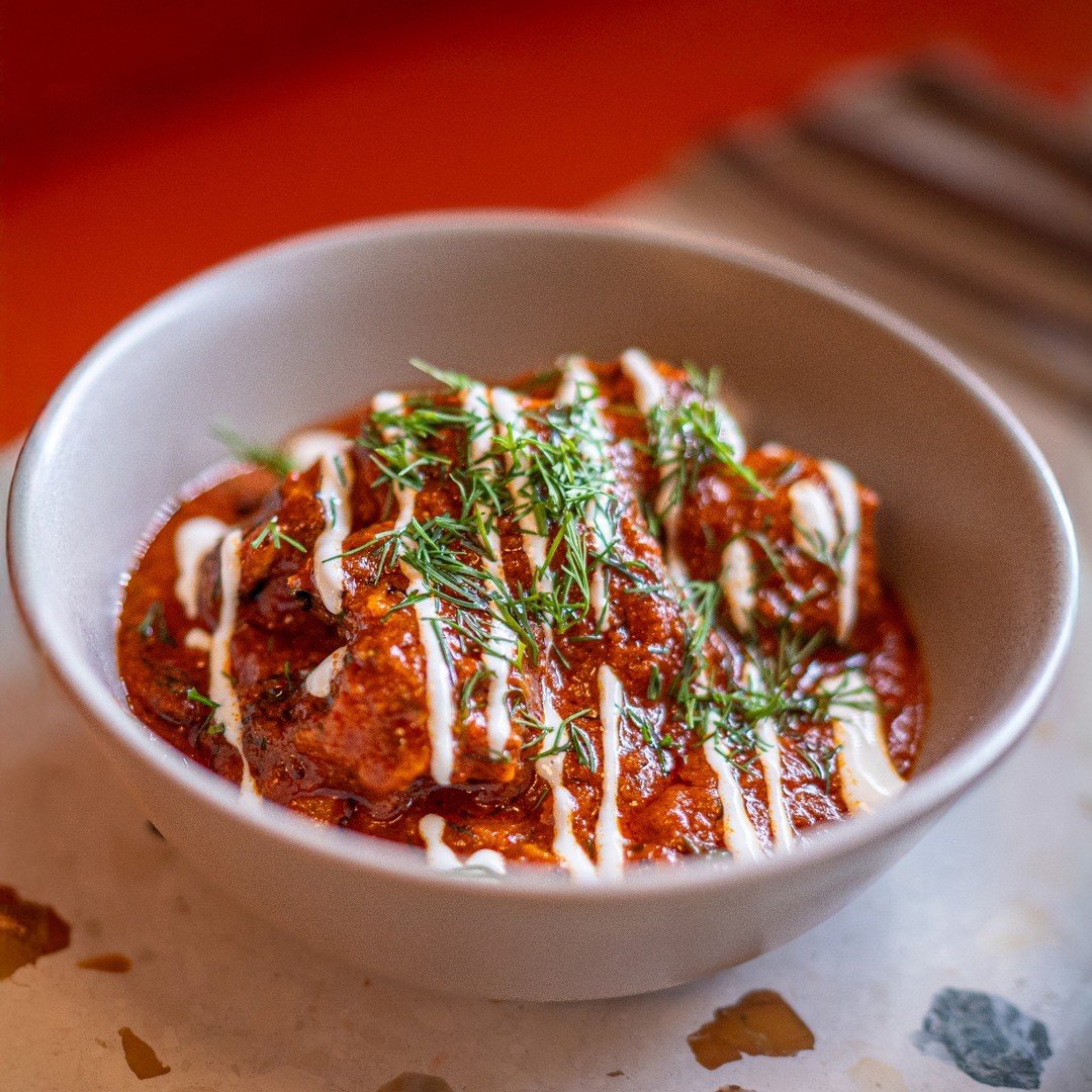 A signature dish that&rsquo;s bold, comforting, and utterly delicious &ndash; Ruby Chicken awaits.

Tandoori chicken in masala spiced tomato, garlic, butter, and cream.

Join us for punjabi style street food, made for sharing.

88 Bruntsfield Place, 