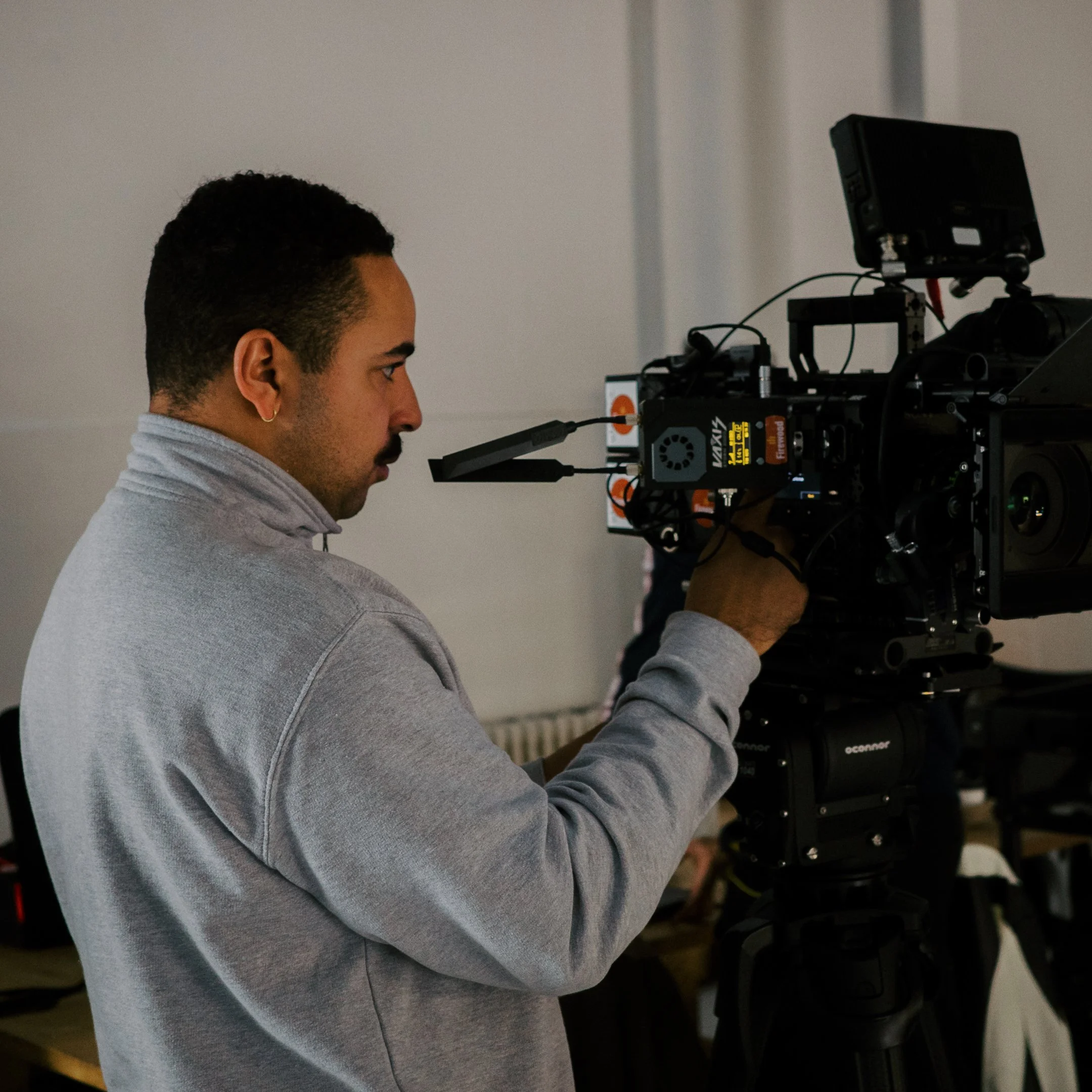 Kairo Jones // Camera Assistant