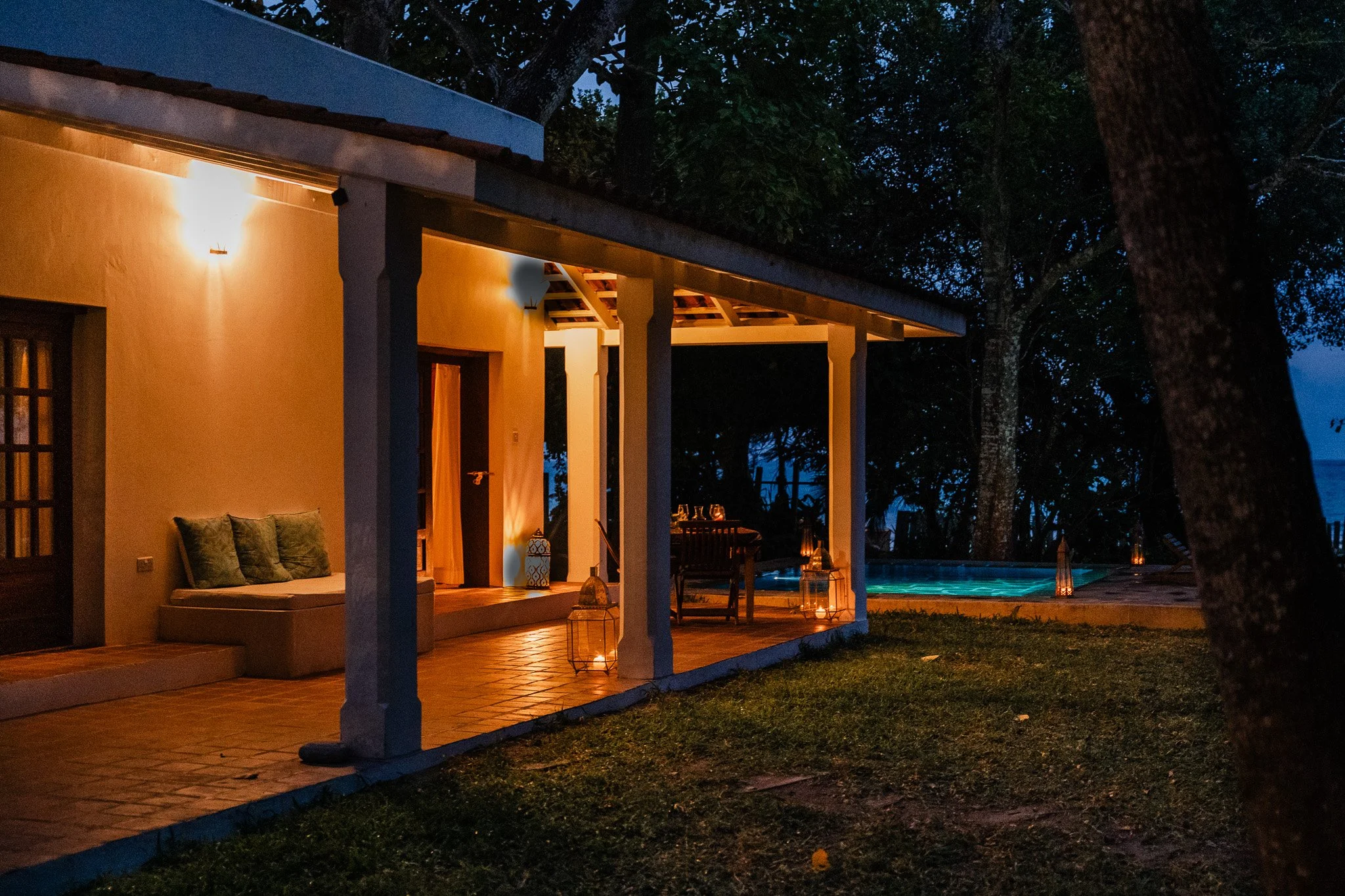 Mawimbi cottage at night.