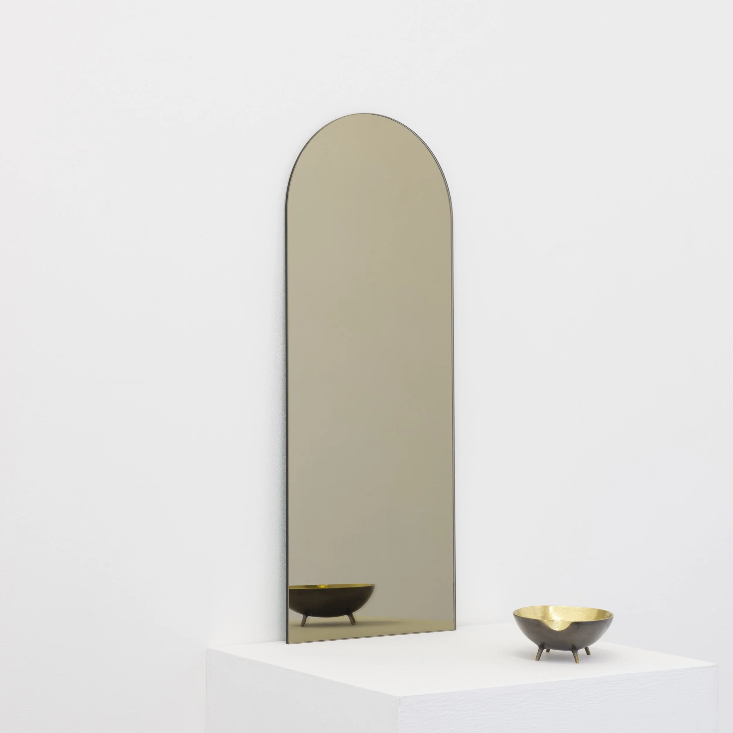 AP_Arcus_Frameless_Mirror_Bronze_Tint_02.jpg