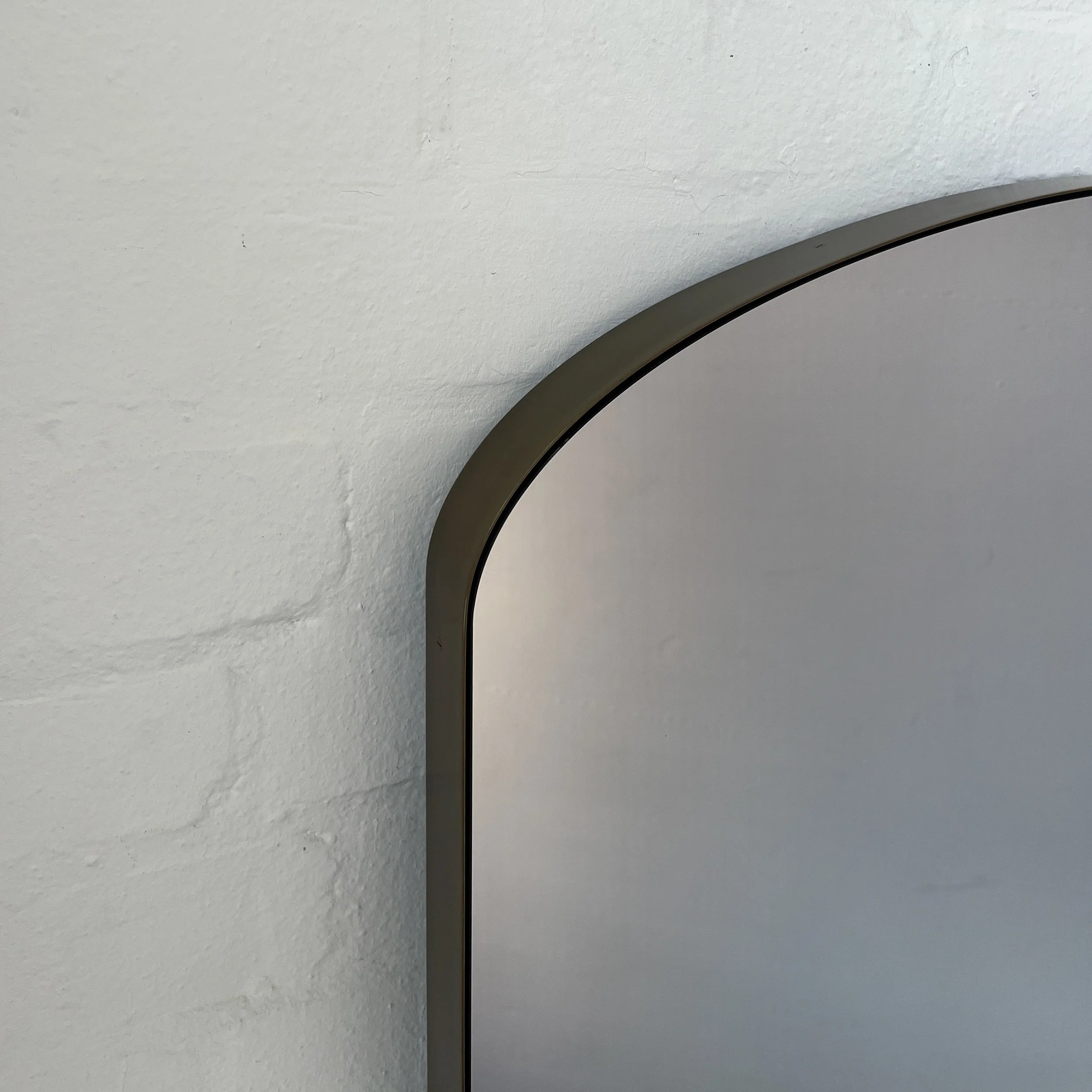 A Helpful Guide to Mirror Tints: The Bronze is Back&nbsp;