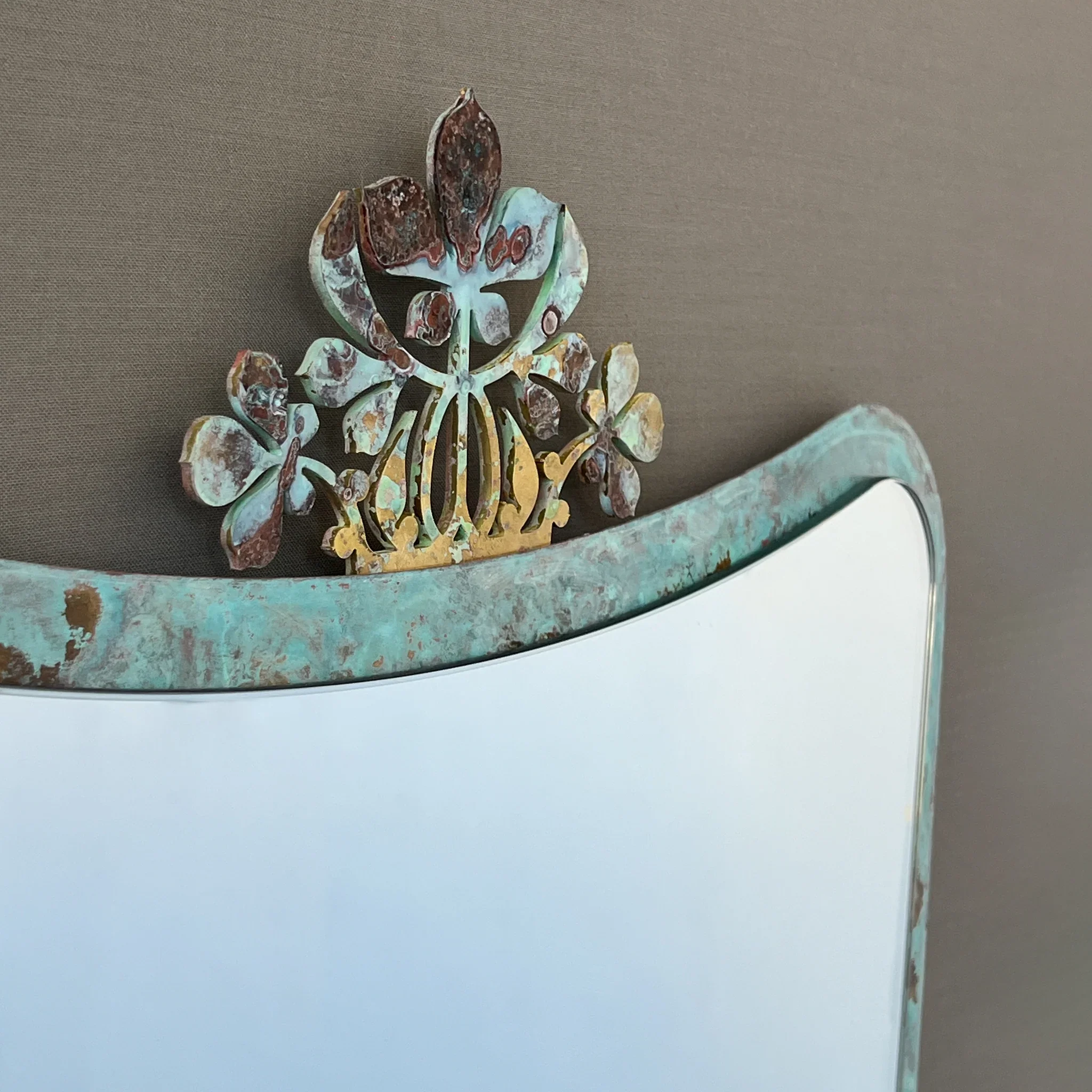 Alguacil_Perkoff_Vintage_N2_Aged_Brass_Backing_Botanical_Detail-4_1024x1024@2x.webp
