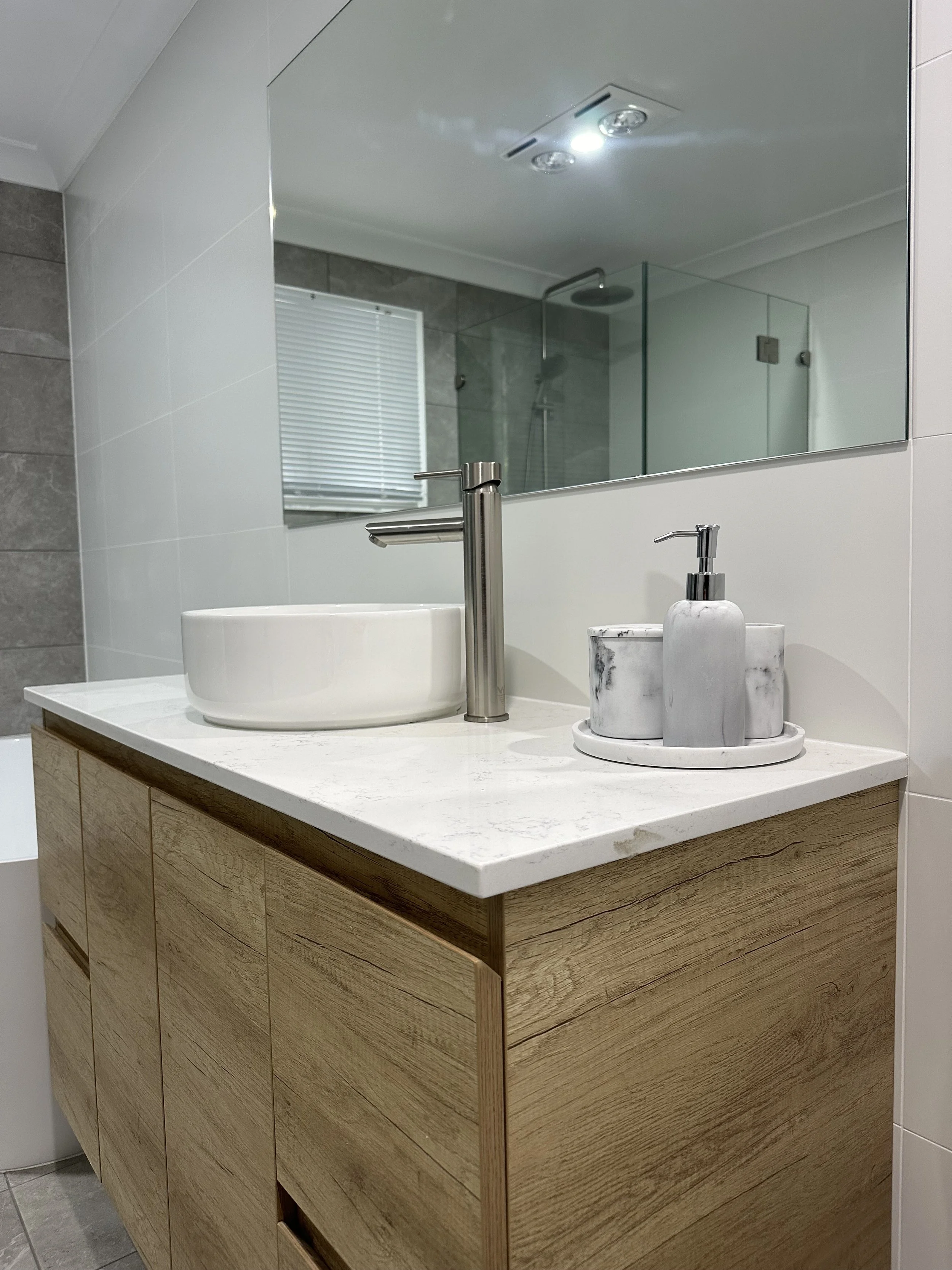 Bathroom - Yellow Rock NSW