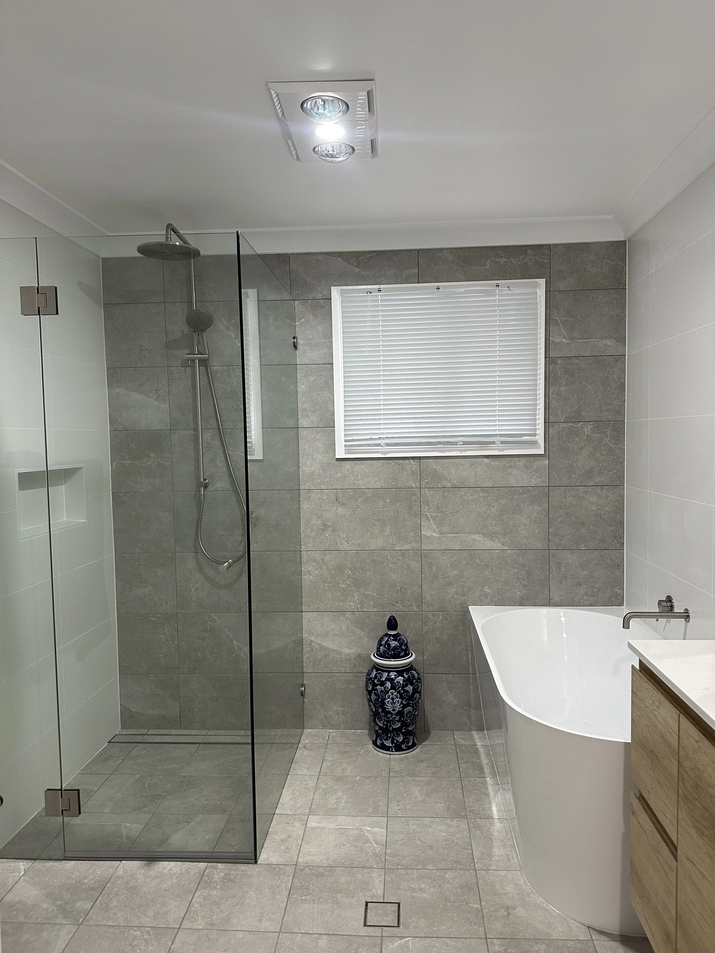 Bathroom - Yellow Rock NSW