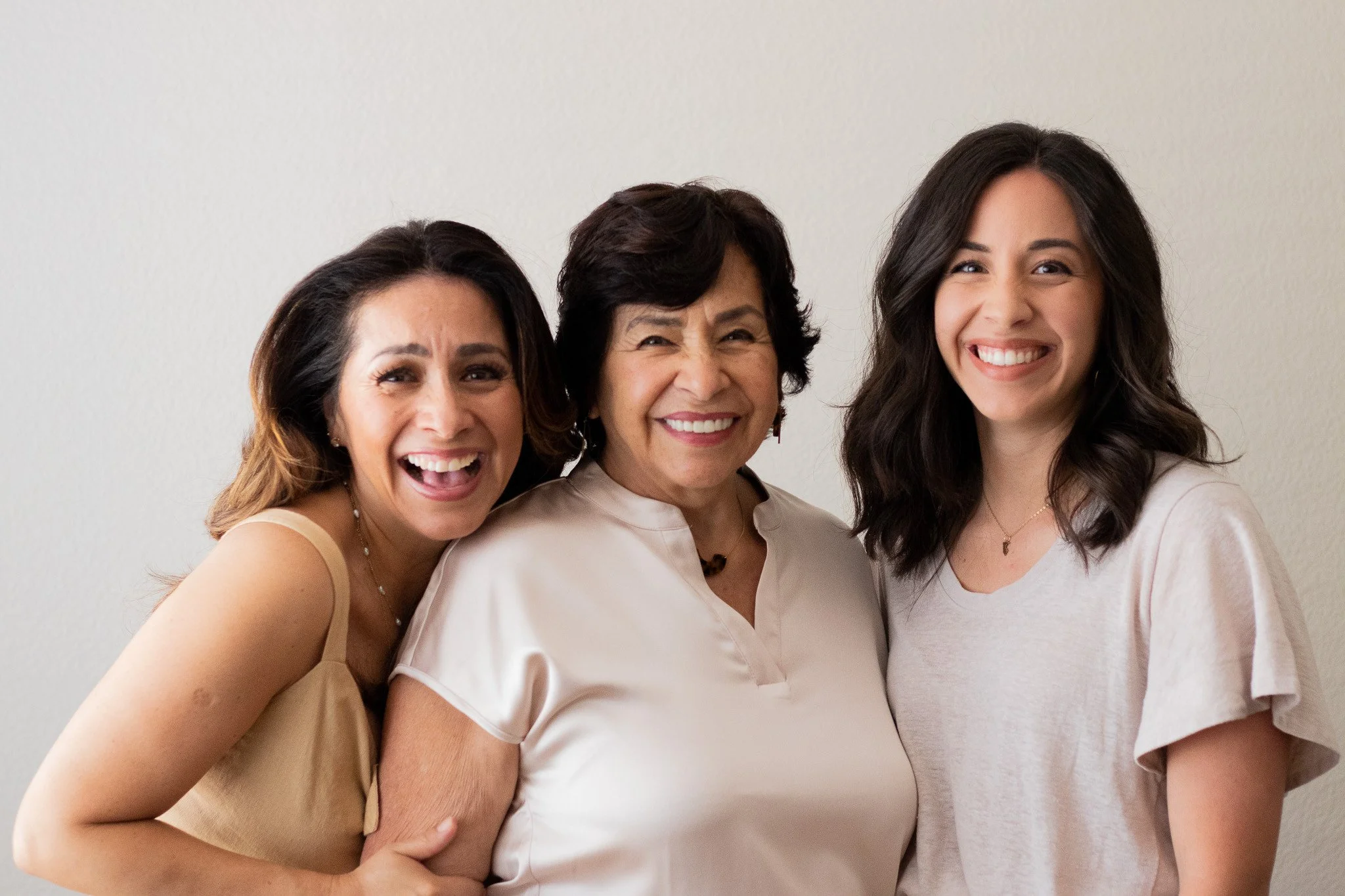 Hispanic-family - 2048x1365.jpg