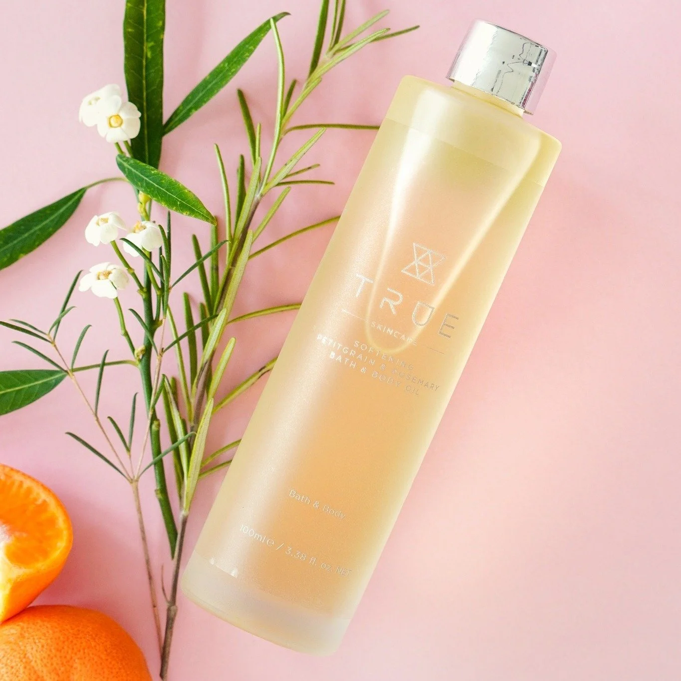 Softening Petitgrain &amp; Rosemary Bath &amp; Body Oil is a  beautifully uplifting blend designed to soften, smooth and deeply condition the skin. Jojoba and Safflower deliver lasting nourishment, while Petitgrain, Lemon Verbena, Rosemary and Vetive