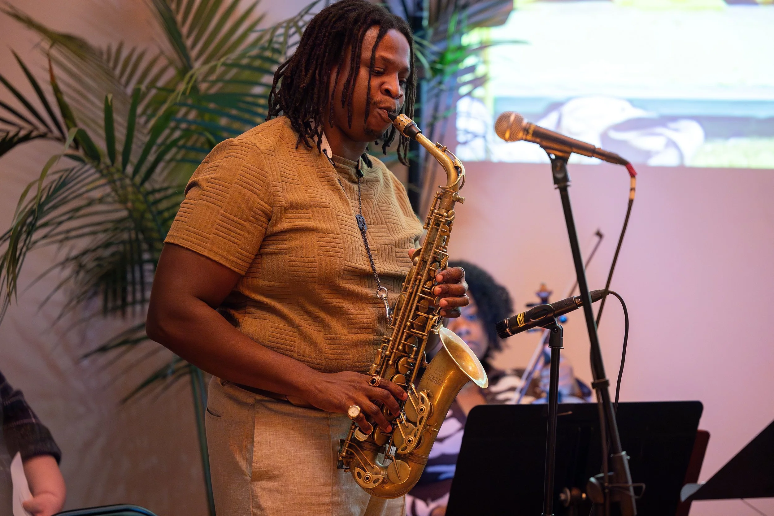 2025-11-06 JA Performance-28.jpg