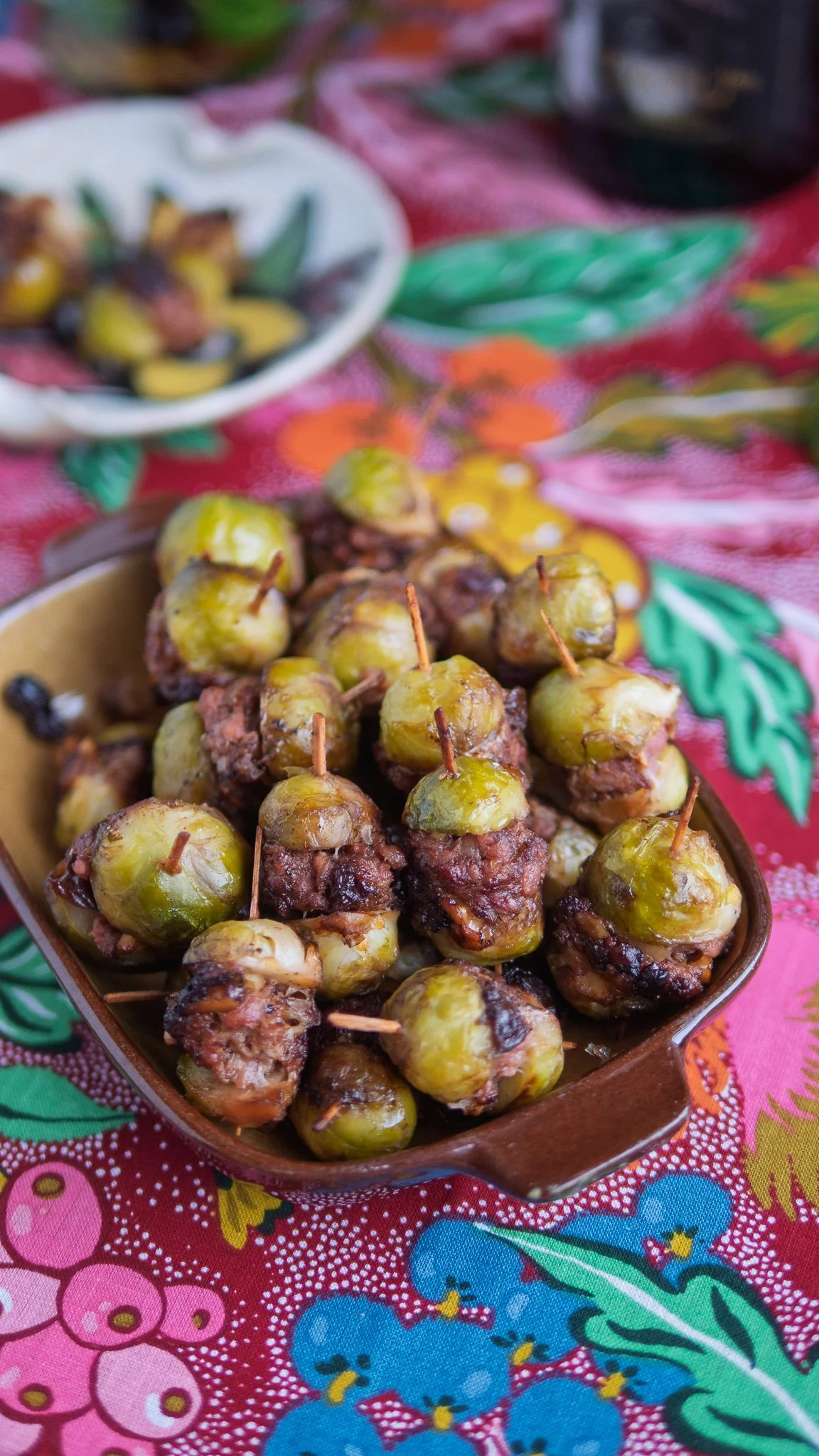 Brysselkål med salsiccia, valnötter och balsamico