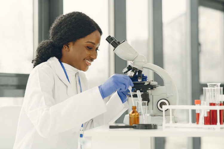 Compounding Pharmacies in Baltimore, MD: 5 Reasons Physicians Choose Them