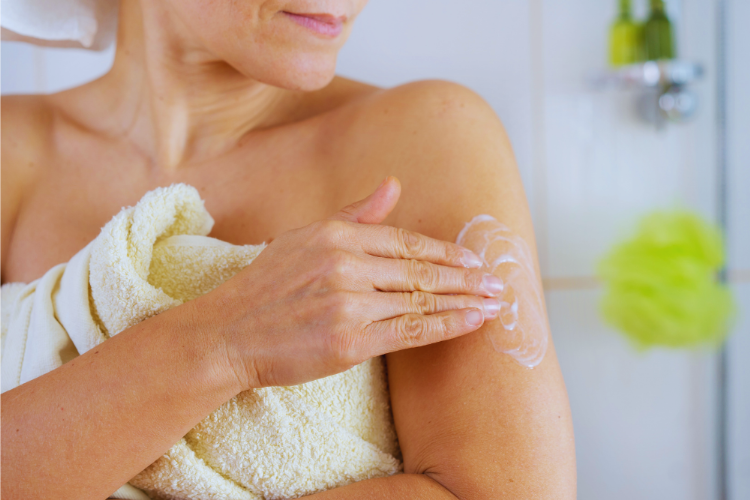 Compounding Pharmacy Near Columbia, MD for Estradiol & Progesterone: Benefits and Risks