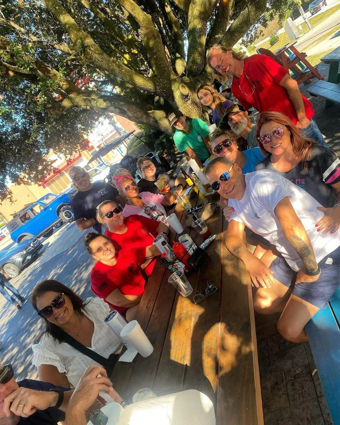 Downtime @fishhutgrill after unloading a tractor trailer for delivery to WNC.