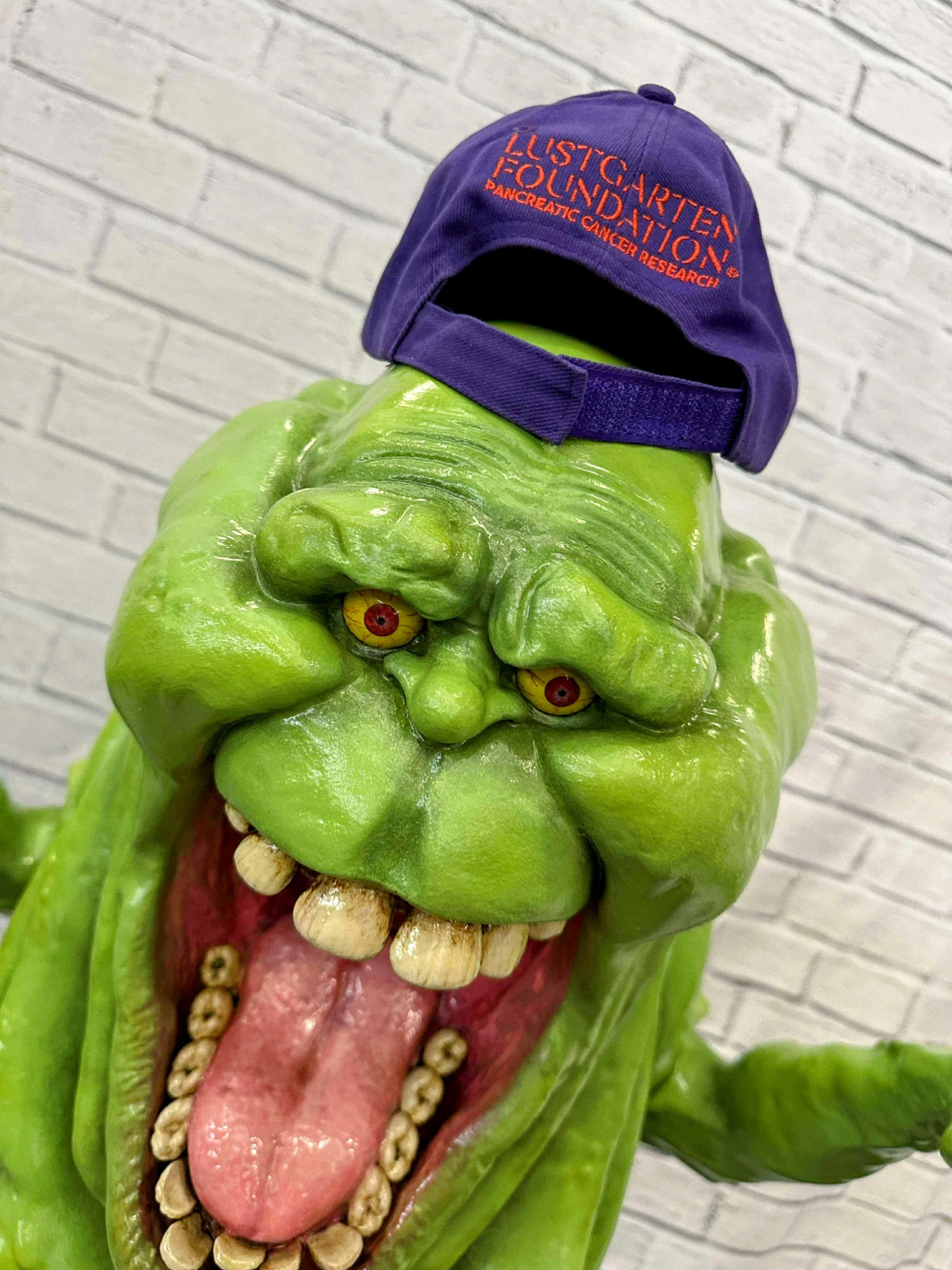 Slimer supports Lustgarten