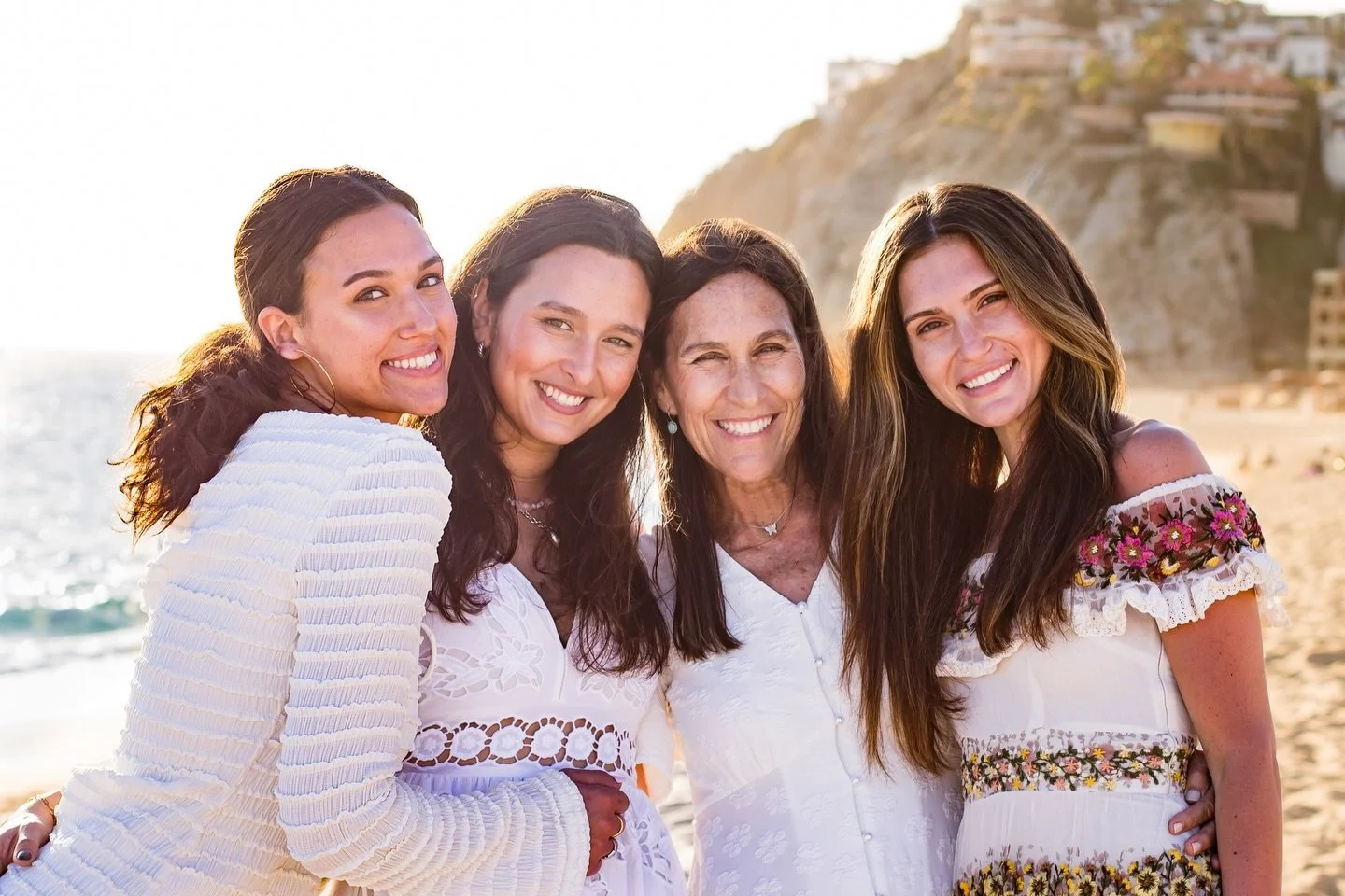 These beauties understood the assignment 👏🩷🌅