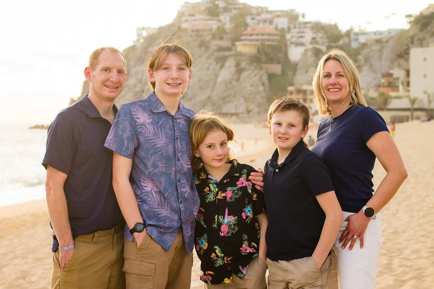 Hey, hi. It&rsquo;s us. 🤗 This is your sign that Cabo is waiting for you. 💛