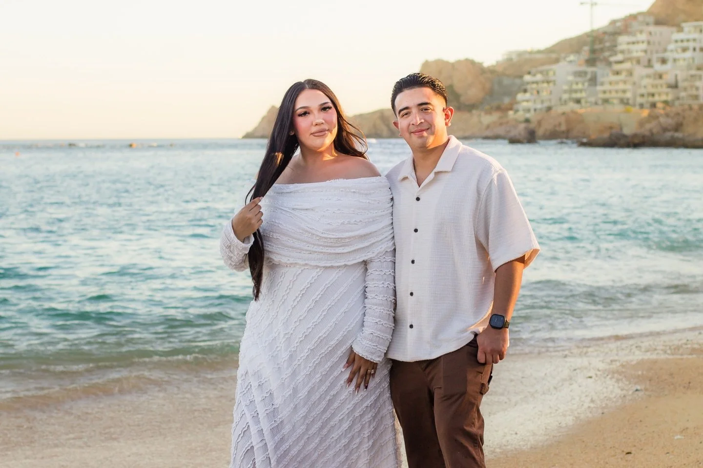 When you shoot a save-the-date session for actual models 😍🌊