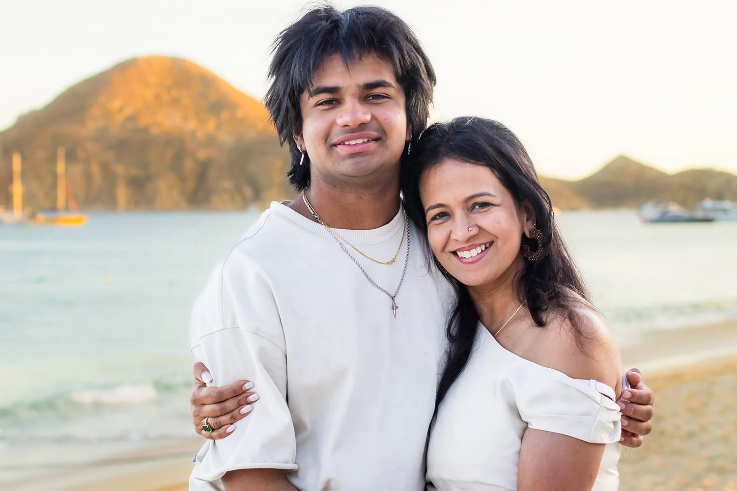 cabo-family-photos-medano-beach.jpg