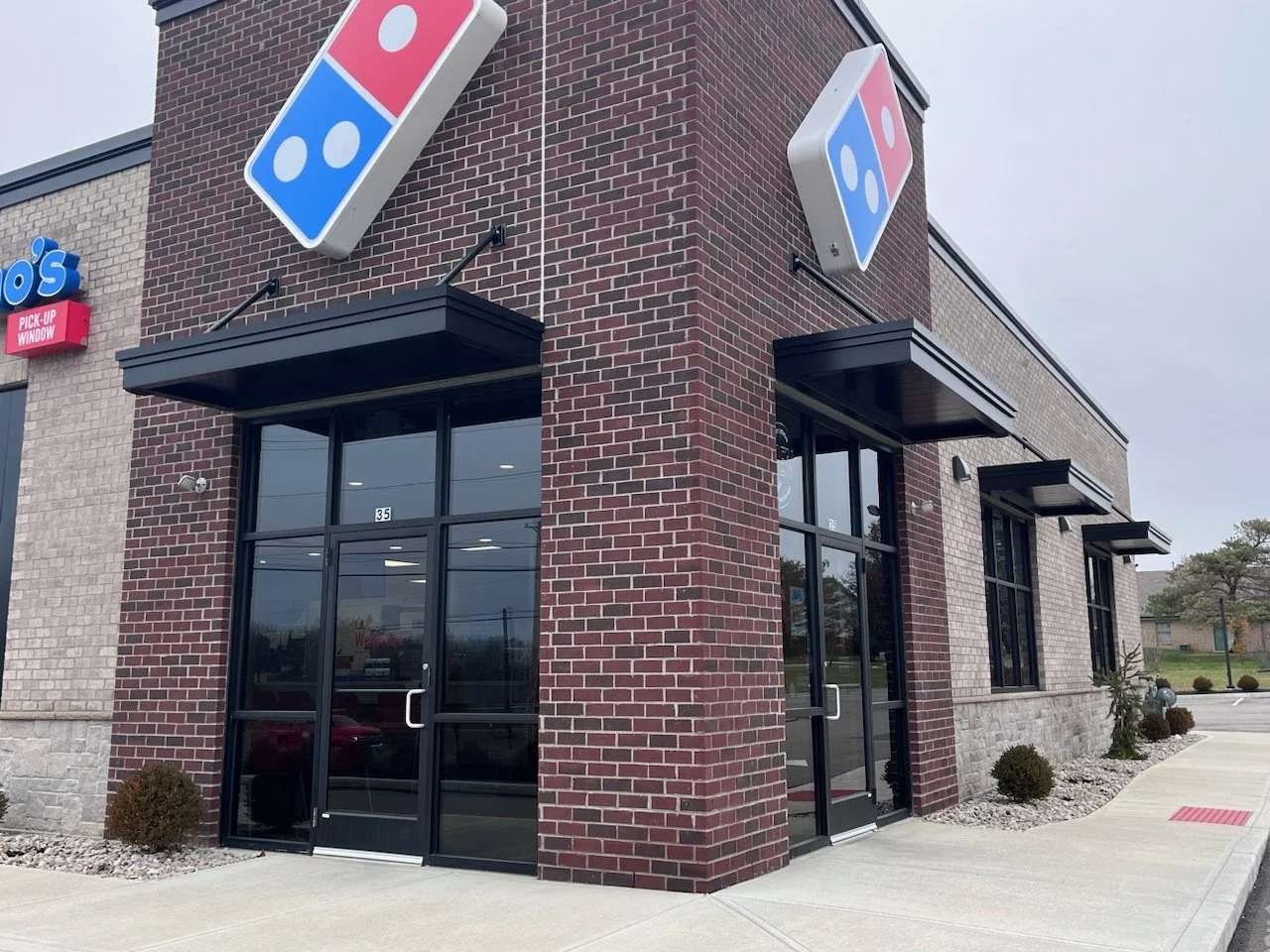 Hanger Rod Canopy with Crown Molding