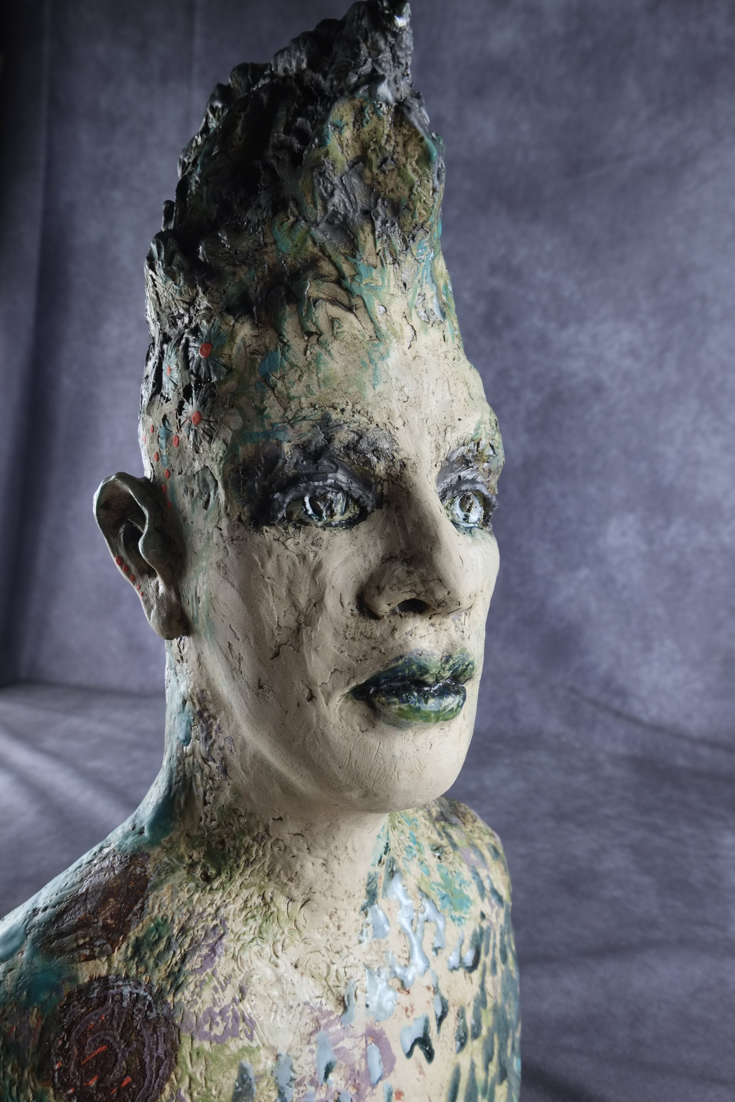 Perri - profile view