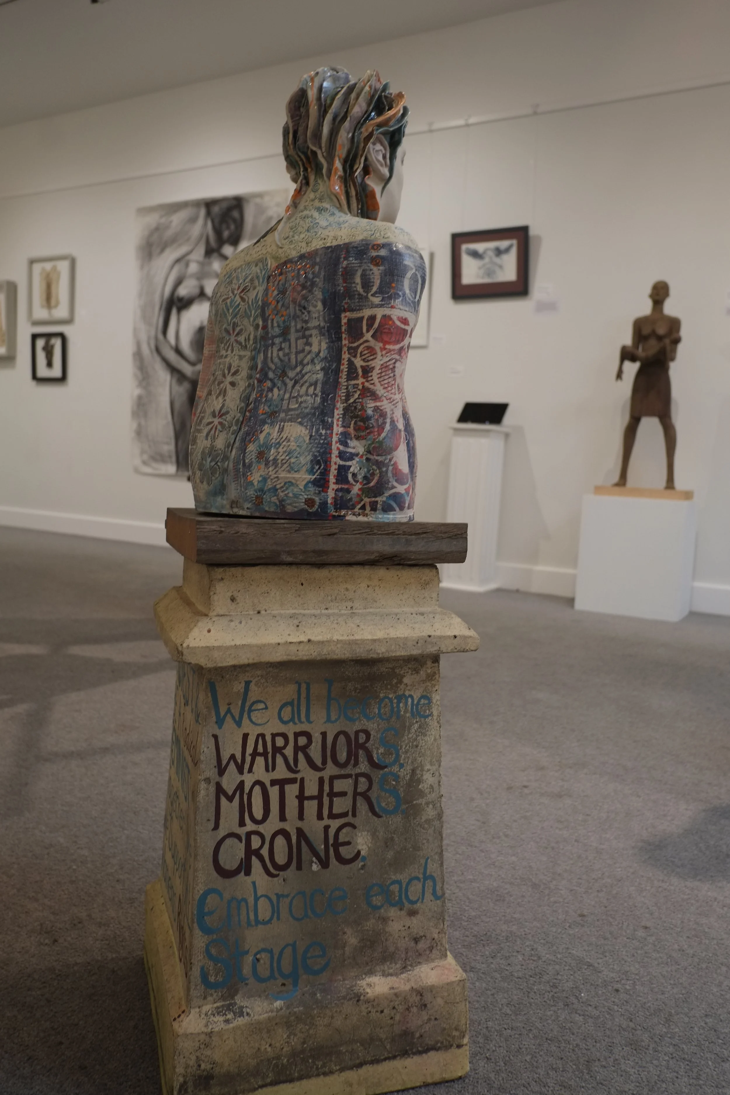 ‘STRENGTH THROUGH THE SOLIDARITY OF WOMEN’ ceramic sculpture & statement plinth . rear view