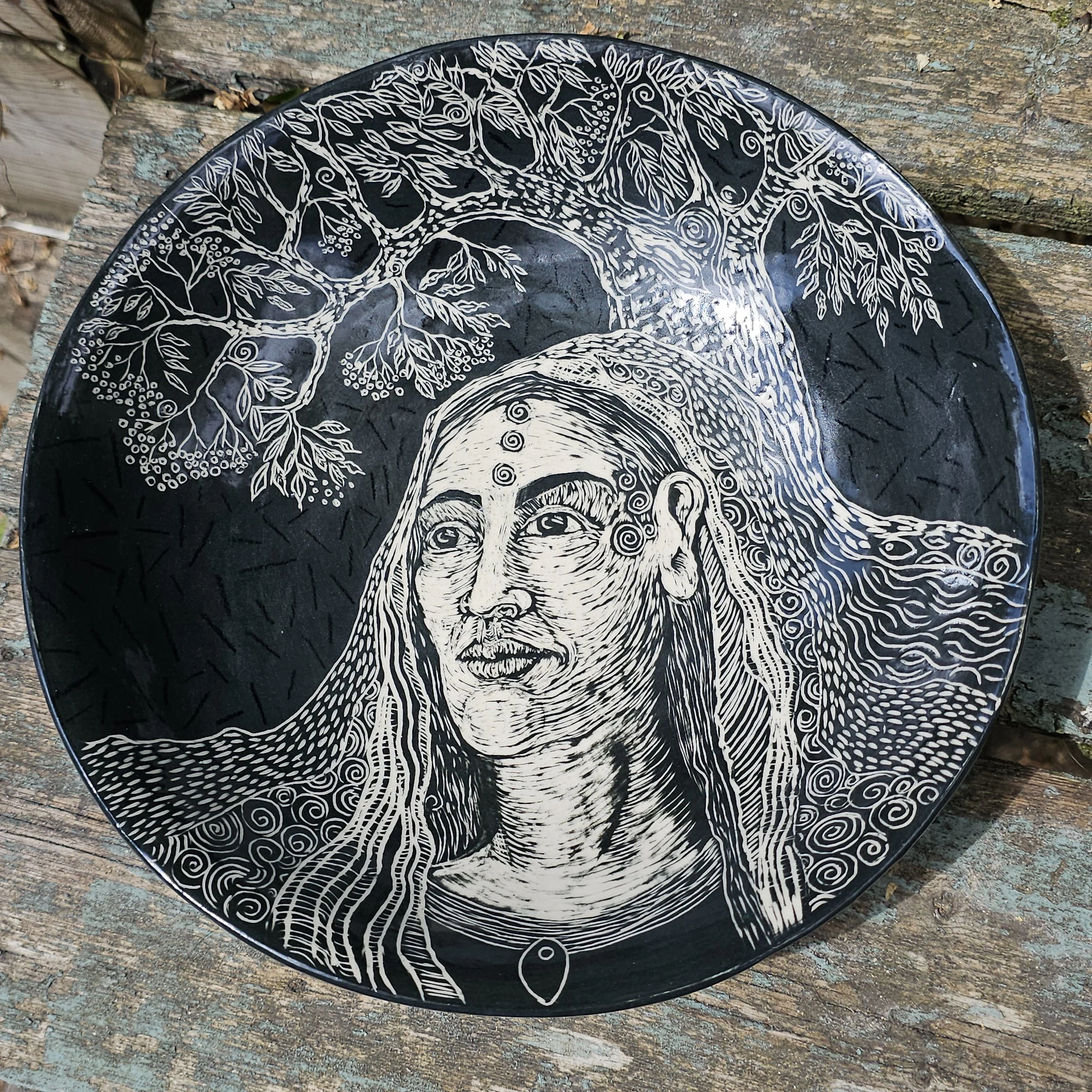 Nemetona: godddess of sacred groves. Large Sgraffito bowl
£150 plus P&P UK only