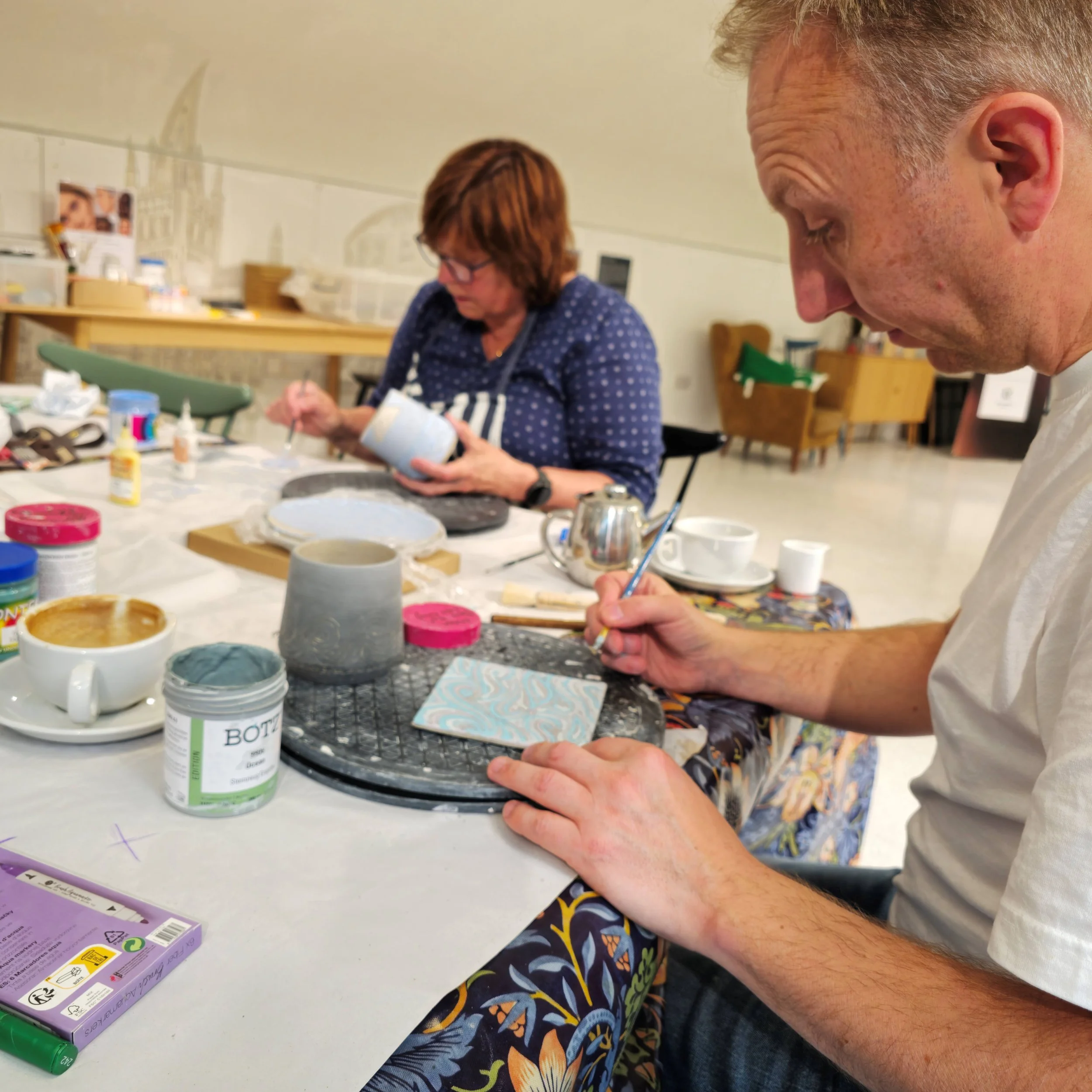 Sgraffito beakers and tiles workshop