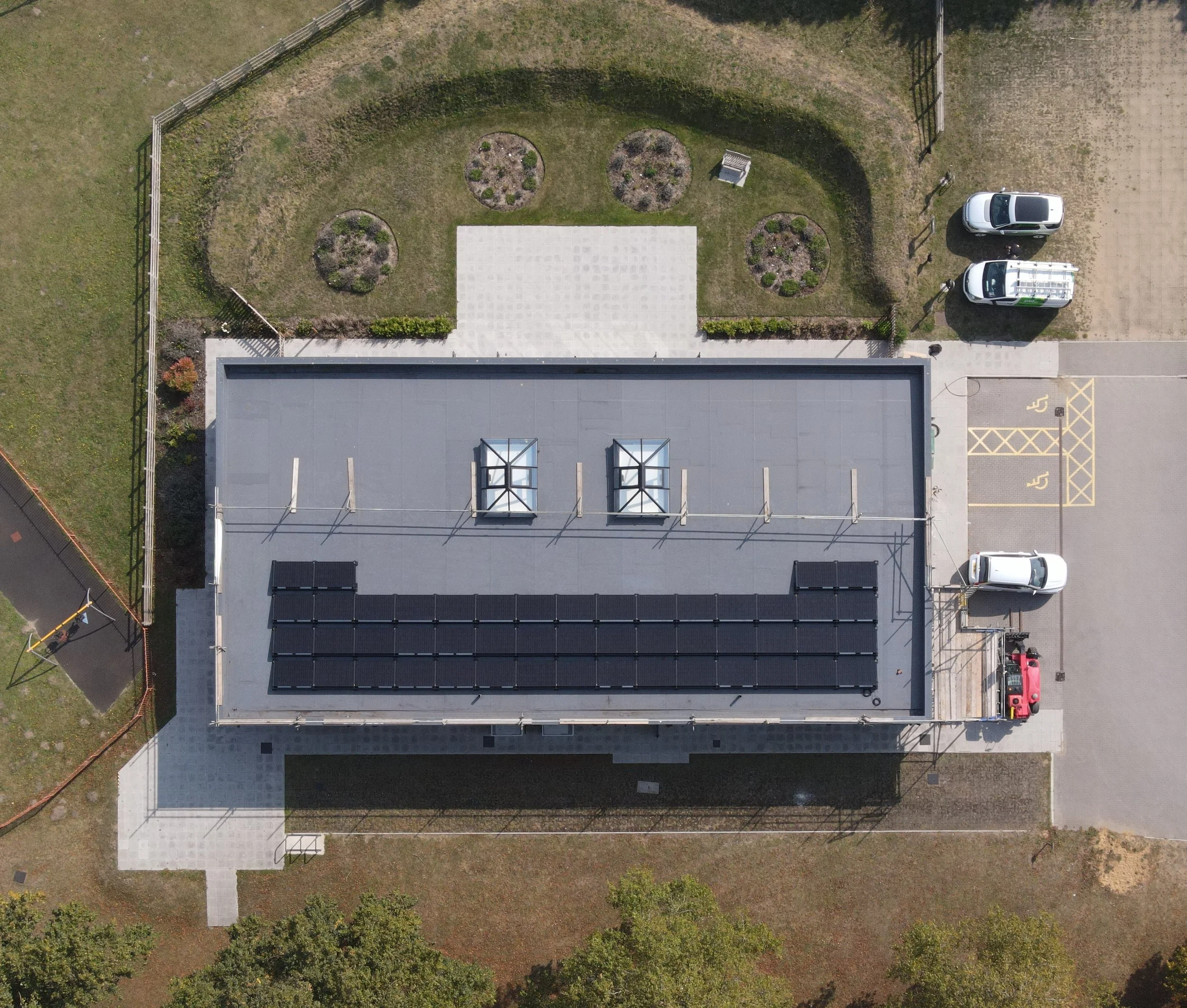 Government puts £1bn behind community energy