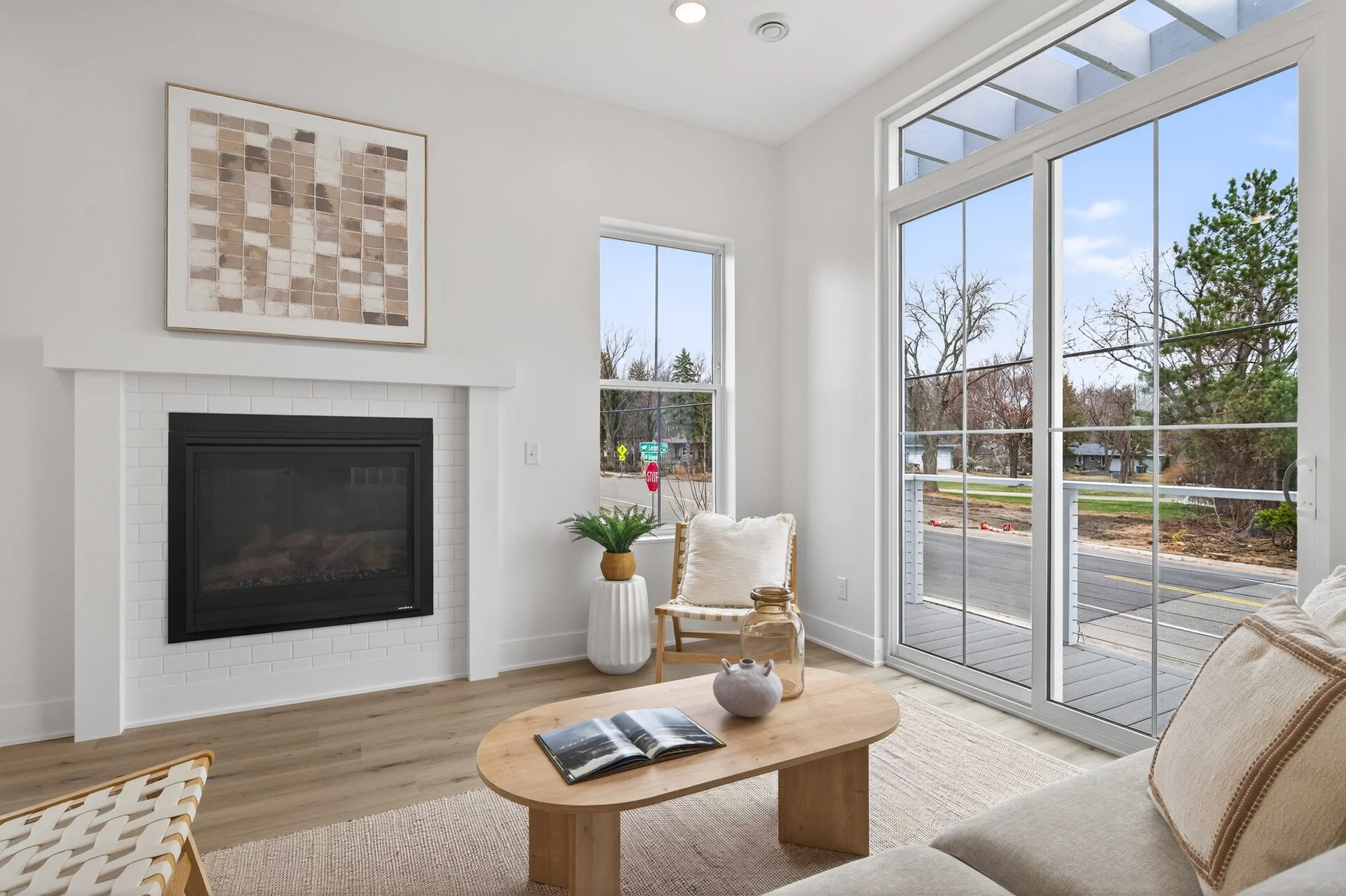 10_2501_Jansen_Ave10_mls.jpg