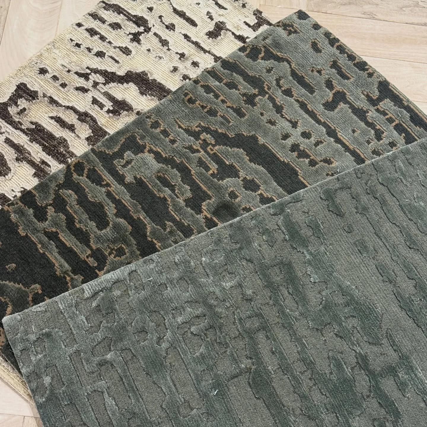 Fresh samples are making their way into our showroom daily. Stop by to see them in person and get inspired! 🌿
.
#ElevatedInteriors #InteriorDesignInspo #AreaRugs #NewArrivals #Flooring