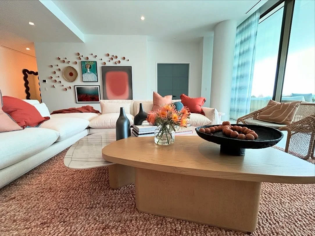 If loving a space this much is wrong, we don&rsquo;t want to be right. This rug pulled it all together&mdash;and we&rsquo;re obsessed.
.
#InteriorDesign #RugGoals #RugInstall #FlooringExperts