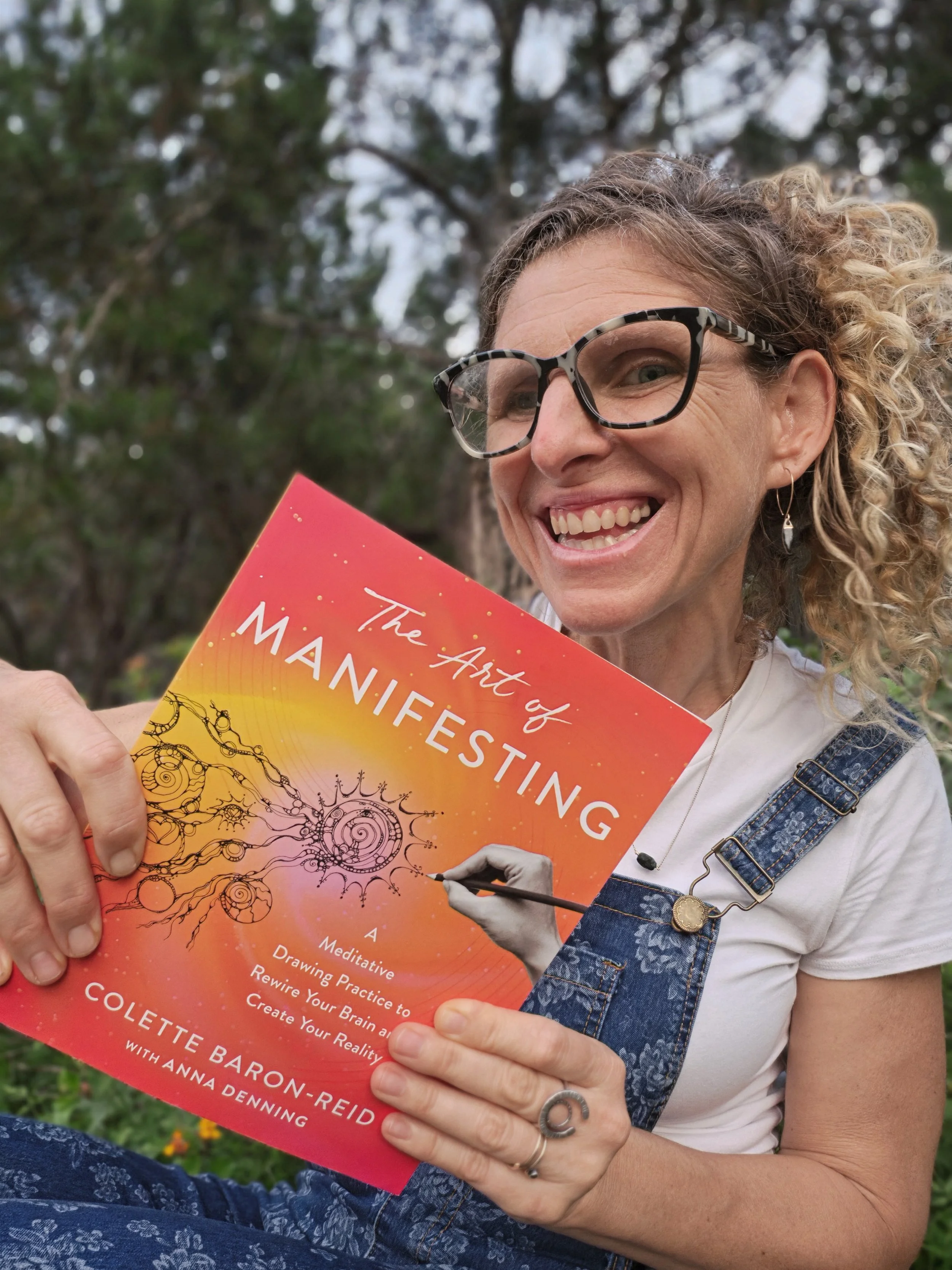 The Cosmic Compass: Manifesting with Moon and Stars