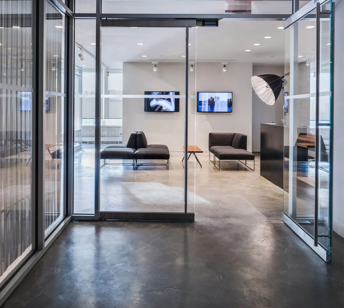 First_Look_Media_Refine_Double-Glazed_Unitized_Clear_Anodized_5.jpeg
