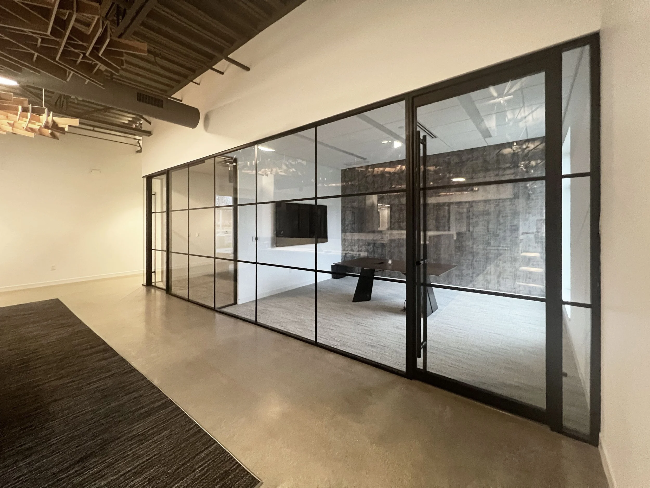 INFINIUM_HQ_Quantum_Single_Butt-Glazed_Black_3.jpeg