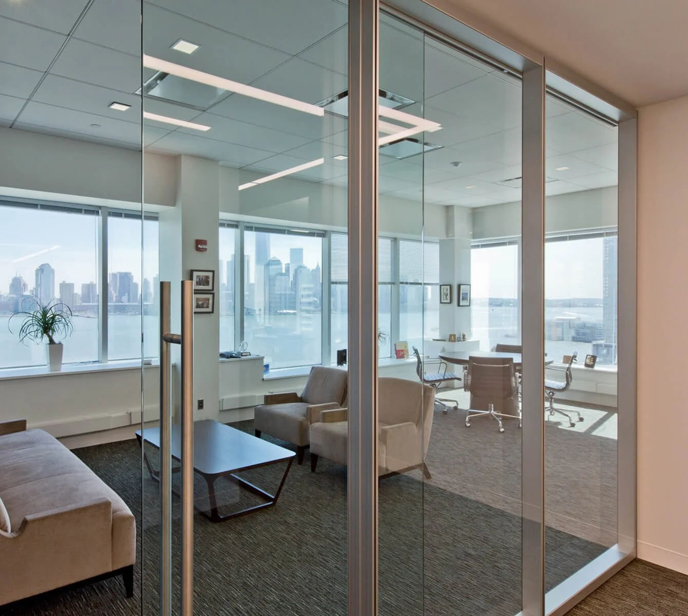Garp_Refine_Double-Glazed_Unitized_Clear_Anodized_6.jpeg