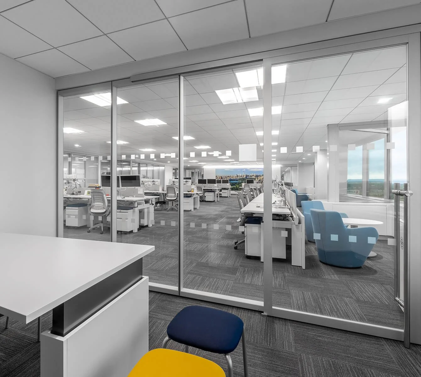 Lufthansa_Refine_Double-Glazed_Unitized_Clear_Anodized_1.jpeg