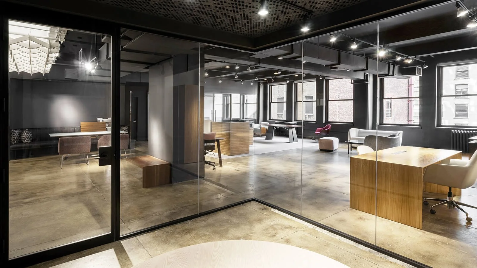 Doors_Double-Glazed_Aluminum_Framed_Urban_Office_2.jpeg