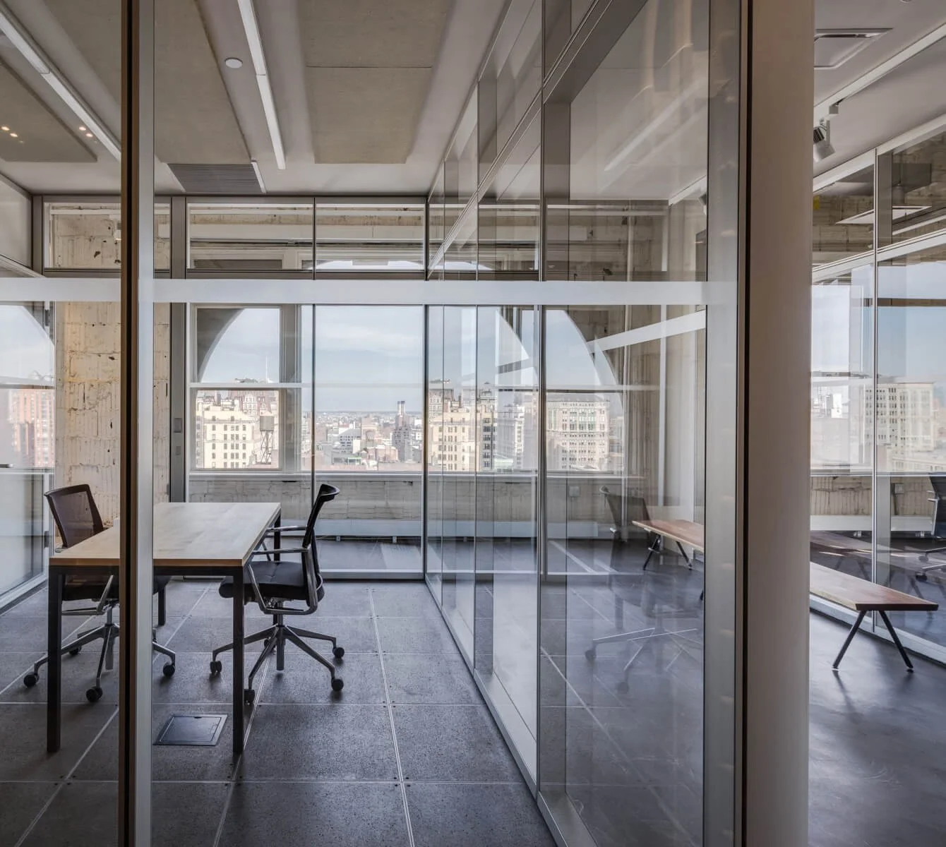 First_Look_Media_Refine_Double-Glazed_Unitized_Clear_Anodized_3.jpeg