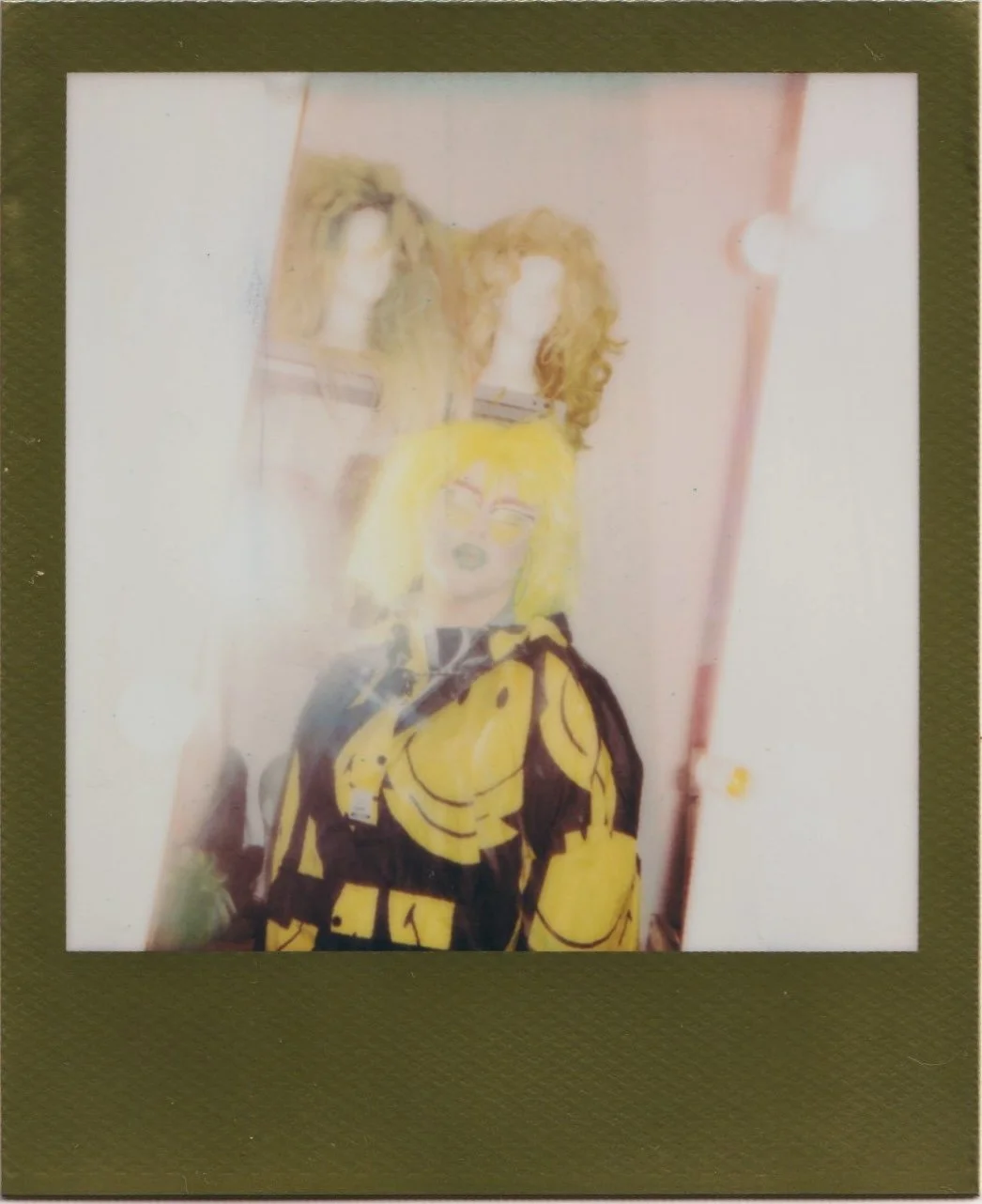 polaroid rebobi #79 240124 rebobeleza (taken by Manu).jpeg