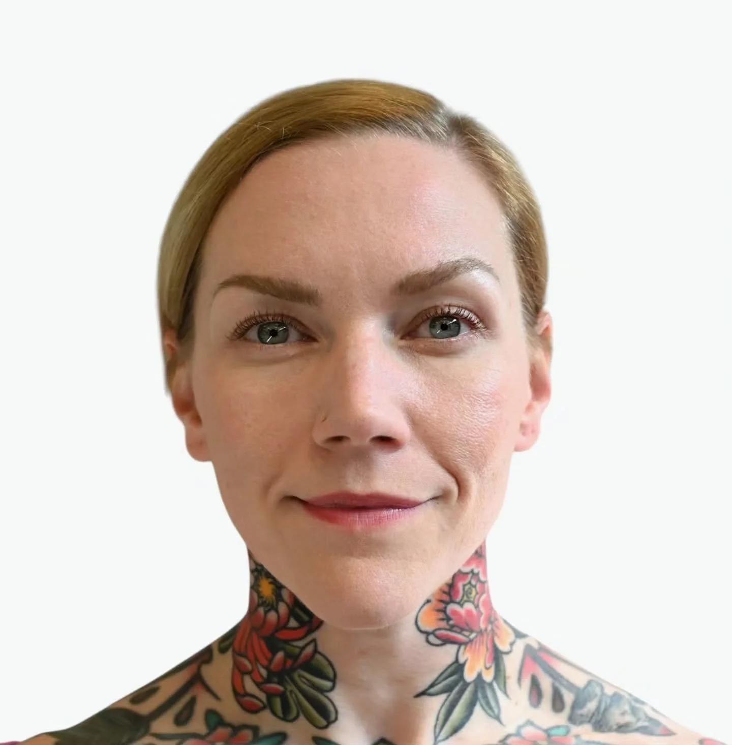 This is Caitlin Clarke @caitxclarke
She was born and raised in Maryland.
When Caitlin met her husband @rclarketattoos
he had already been training jiu jitsu, and a lot of her friends from the punk / hardcore scene also train, so it was pretty easy to