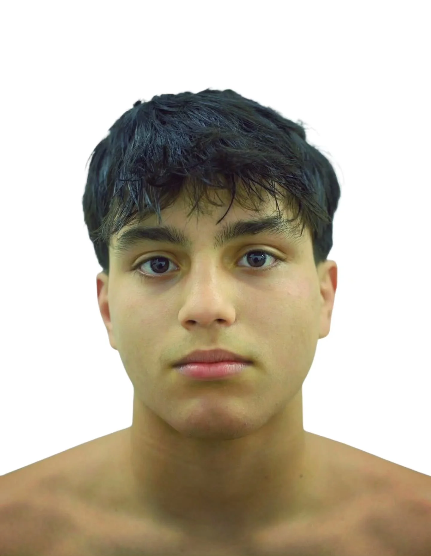 This is Jorge Di Pierro @jorginhodipierrobjj
He is a 15-year-old athlete who started jiu jitsu at just 3 years old. Since then, he has competed every year in Ecuador and internationally. At 8 years old, he won the CBJJF Brasileiro, an incredible achi