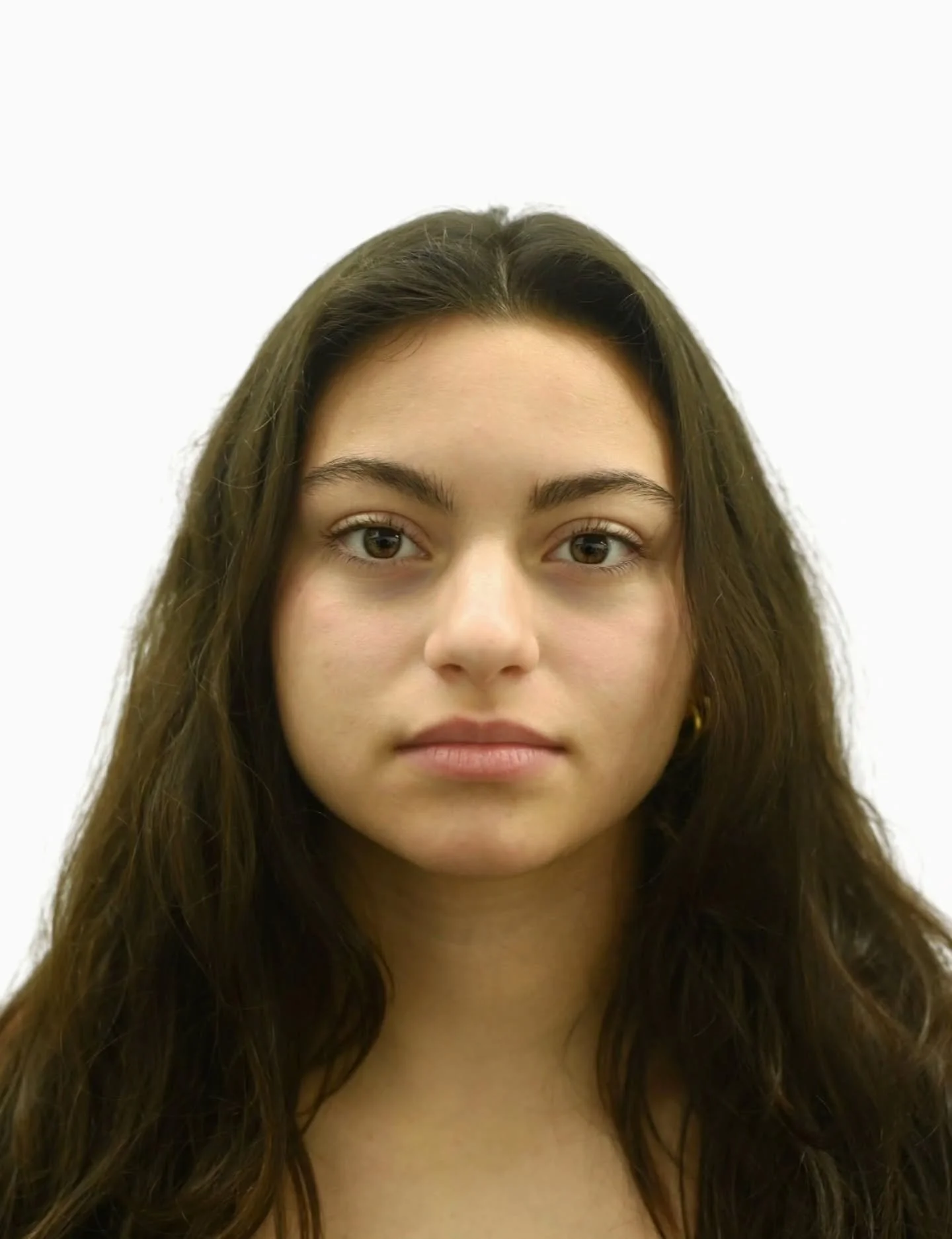 This is Camila Di Pierro @camiladipierro_bjj&nbsp;
She is 17 years old, and she began practing jiu jitsu at the age of 3 with her father and professor @solu&ccedil;inho.
She always loves the sport and competes a litle bit when she was younguer but sh