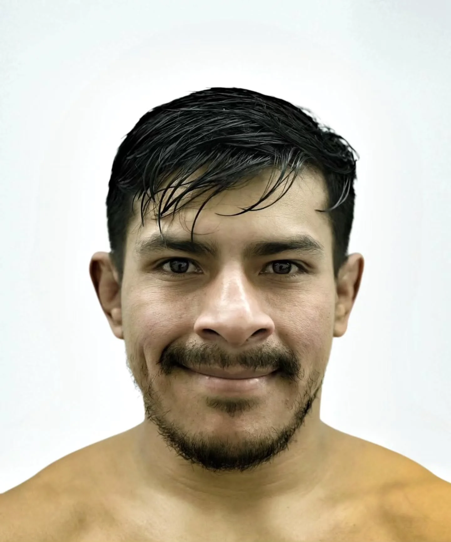 This is Ariel Delgado @tortubjj
He is from Ecuador and known as
&quot;Tortu&quot; (Turtle), a nickname given to him by
his professor @solucinho
Ariel is 29 years old, but started practicing wrestling at the age of 14 and later, at 17, he tried Brazil